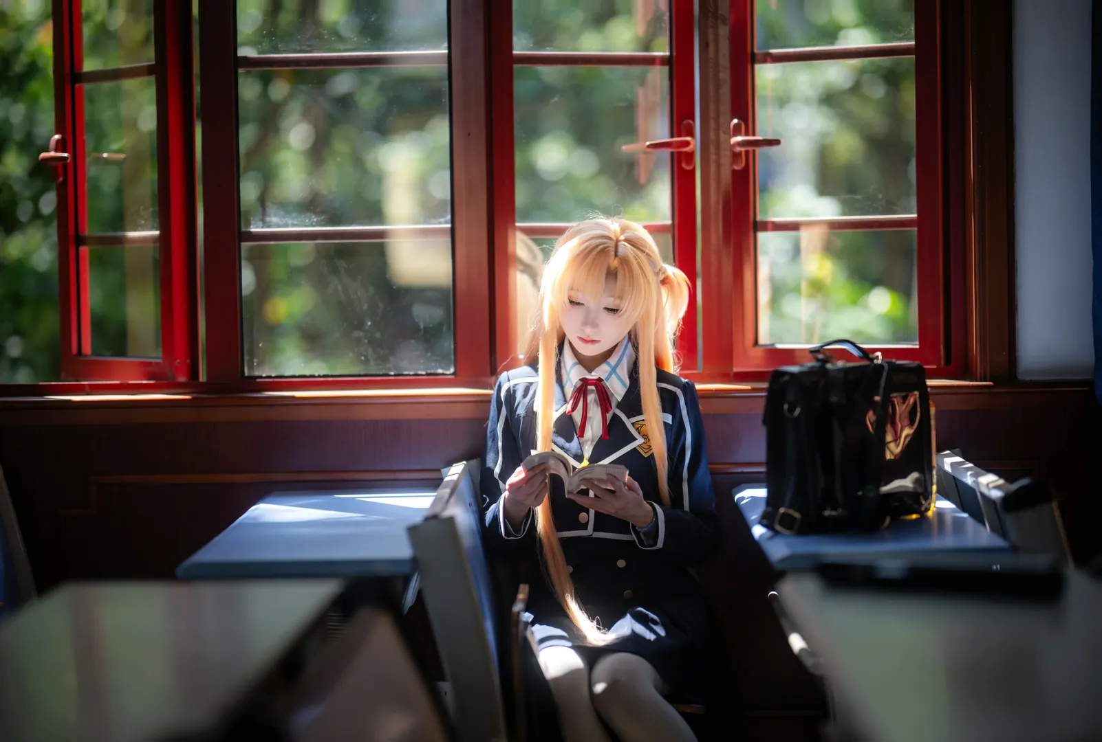 JK制服, 亚丝娜cos, 重庆约拍, 校园正片, 教室光影 - 第3张
