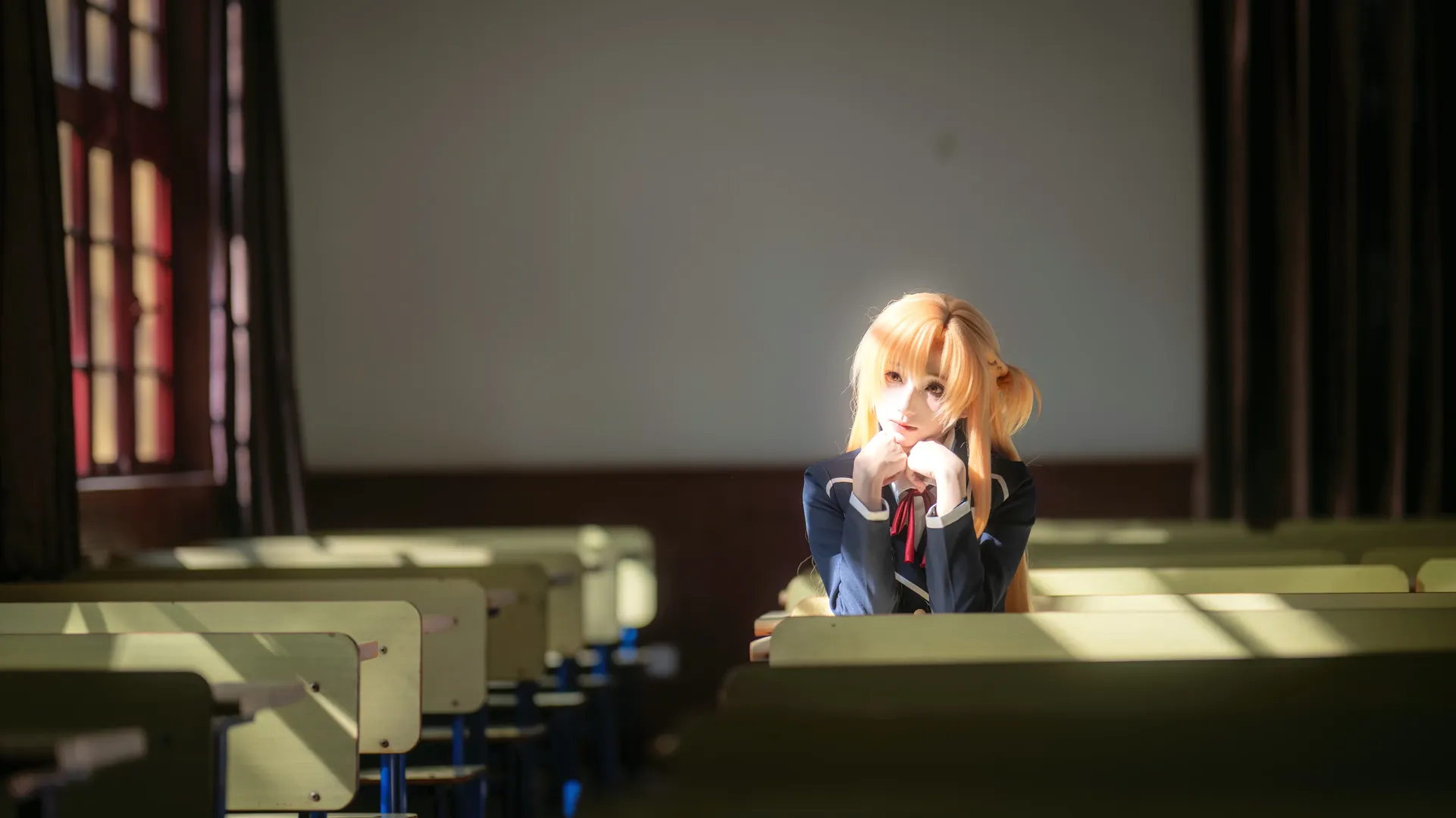 JK制服, 亚丝娜cos, 重庆约拍, 校园正片, 教室光影 - 第4张