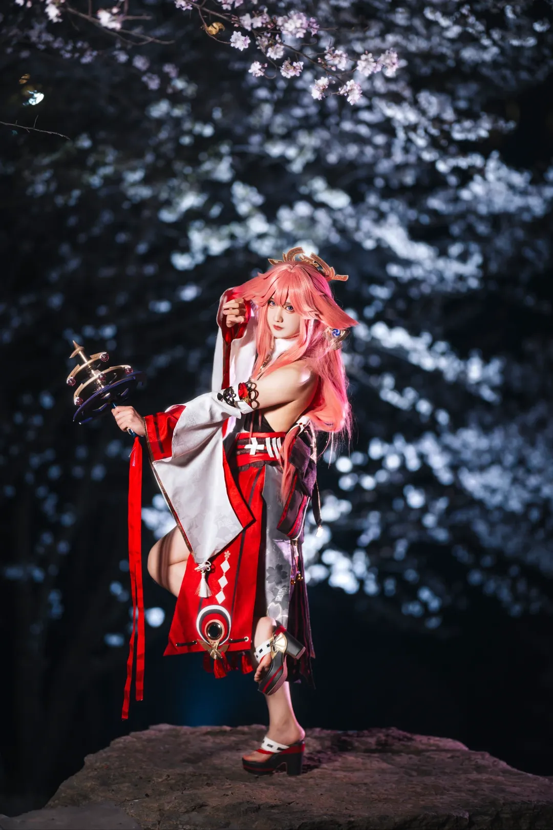 原神, 八重神子cos, 夜樱摄影, cosplay夜景, 日式和风cos - 第5张