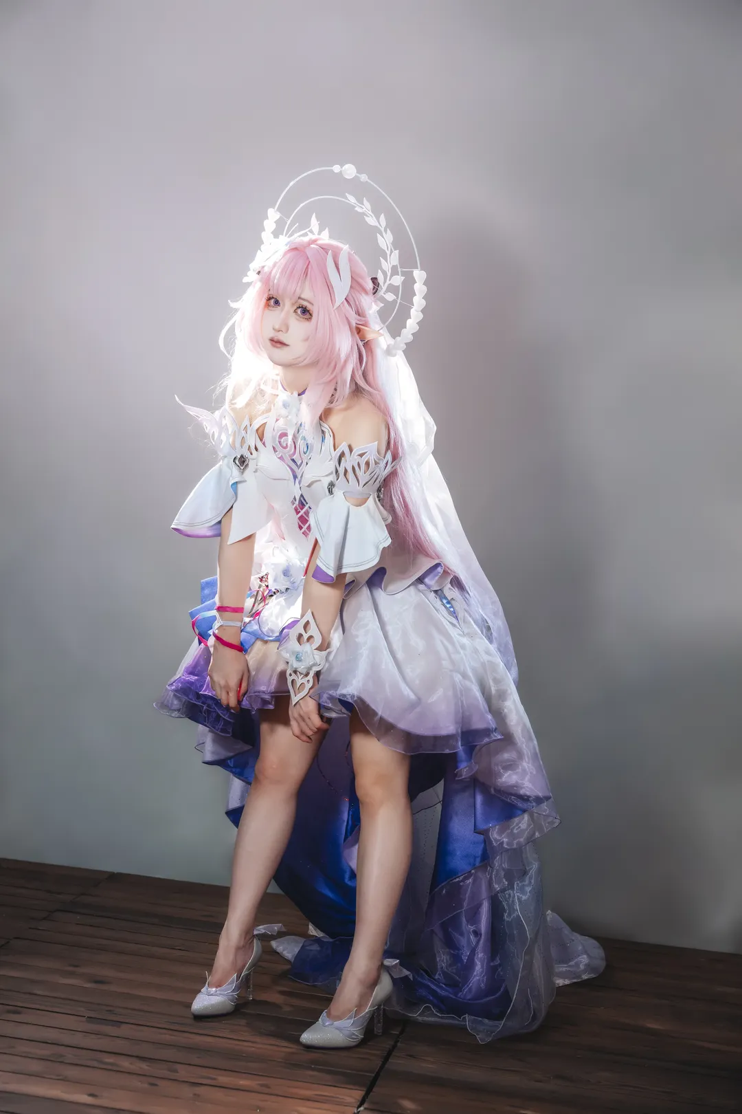 Anime-style photography, Cyrene Cosplay, Honkai: Star Rail, Game cosplayer, Dreamy ethereal outfit
