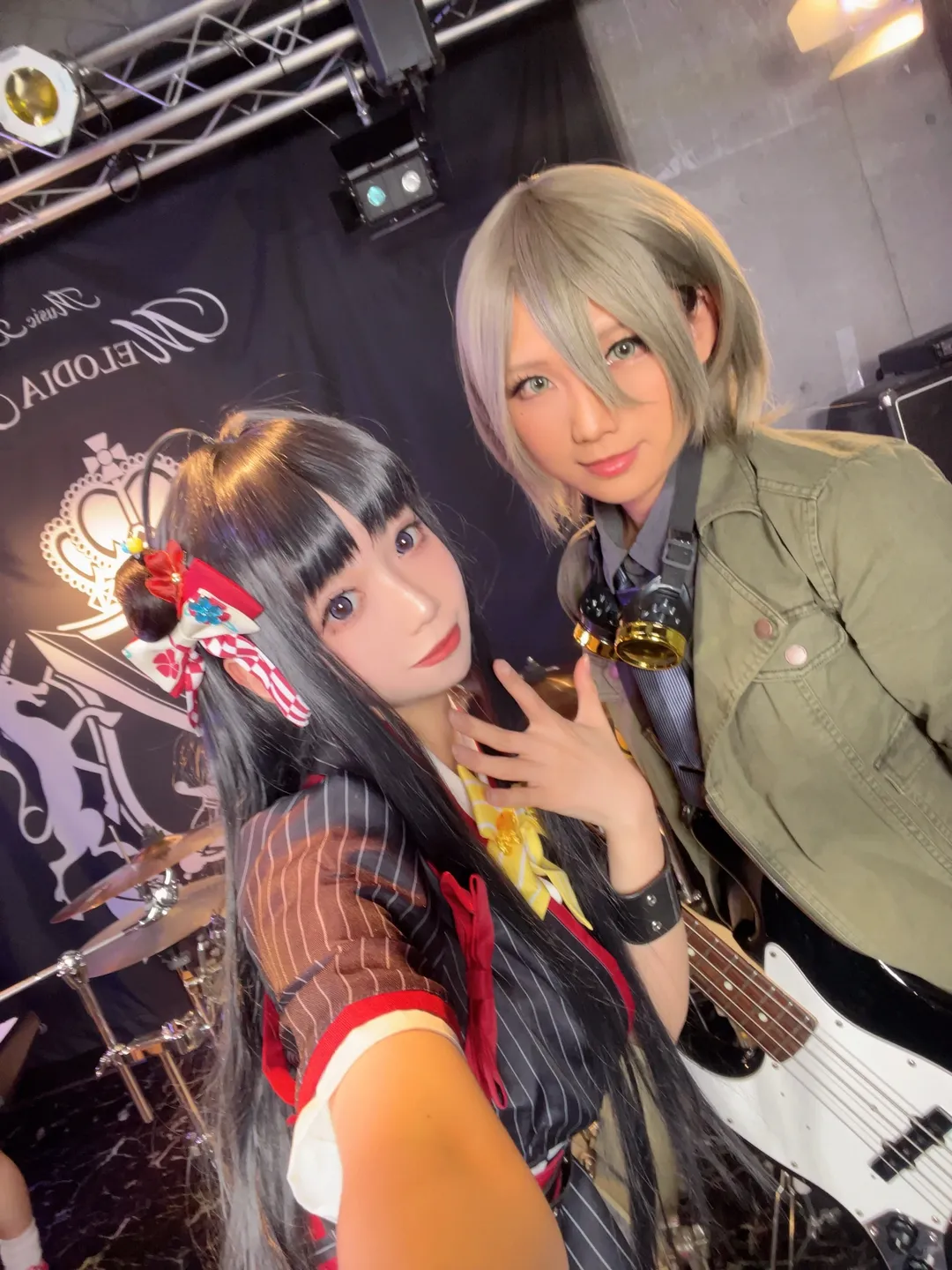 スバルコスプレ, トゲありトゲなし, 仁菜コスプレ, ライブハウス撮影, バンドコスプレのチームビルディング - 6枚目