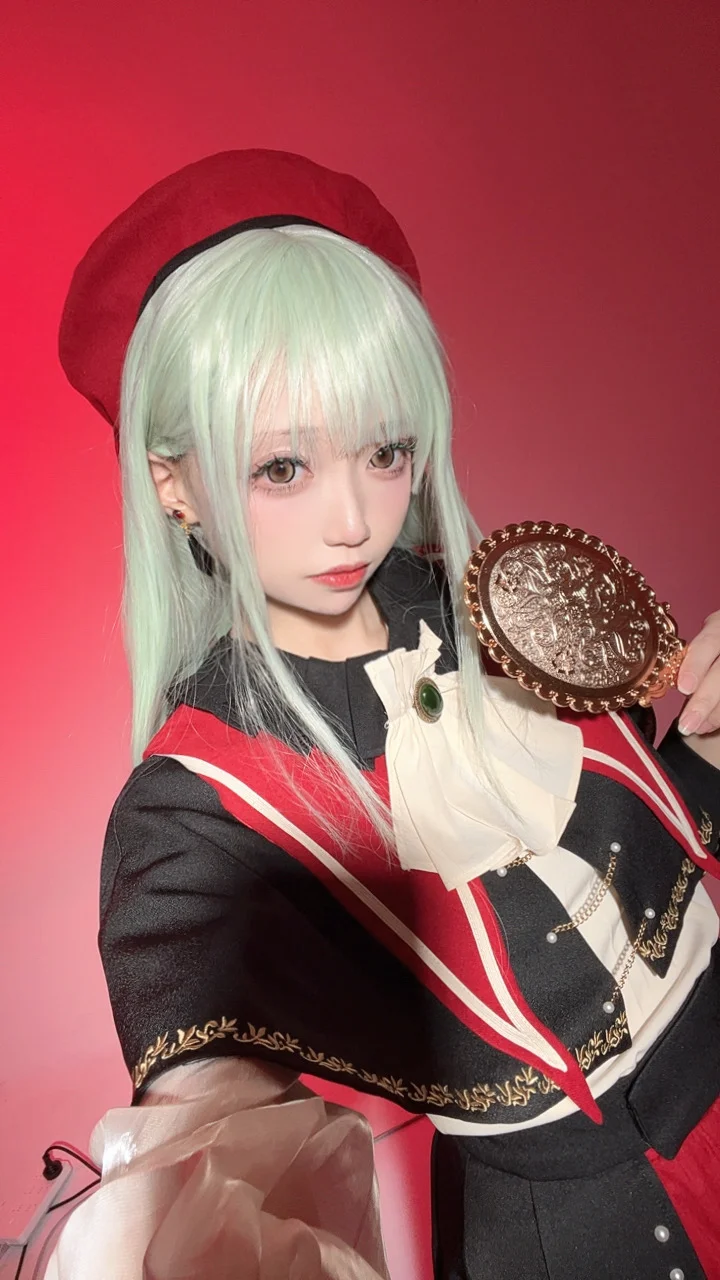 cosplay, 若叶睦cos, 颂乐人偶, 假发美瞳, 自拍分享