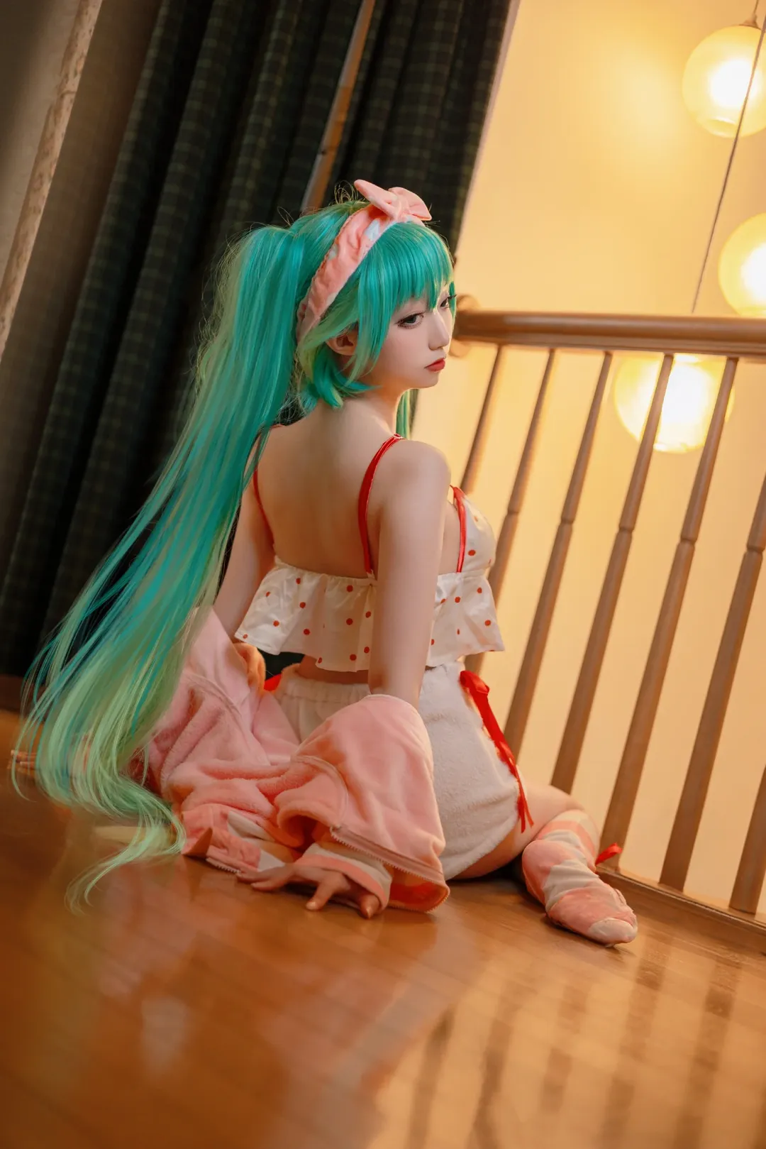 初音未来cos, 居家风, cosplay日常, 双马尾, VOCALOID - 第2张