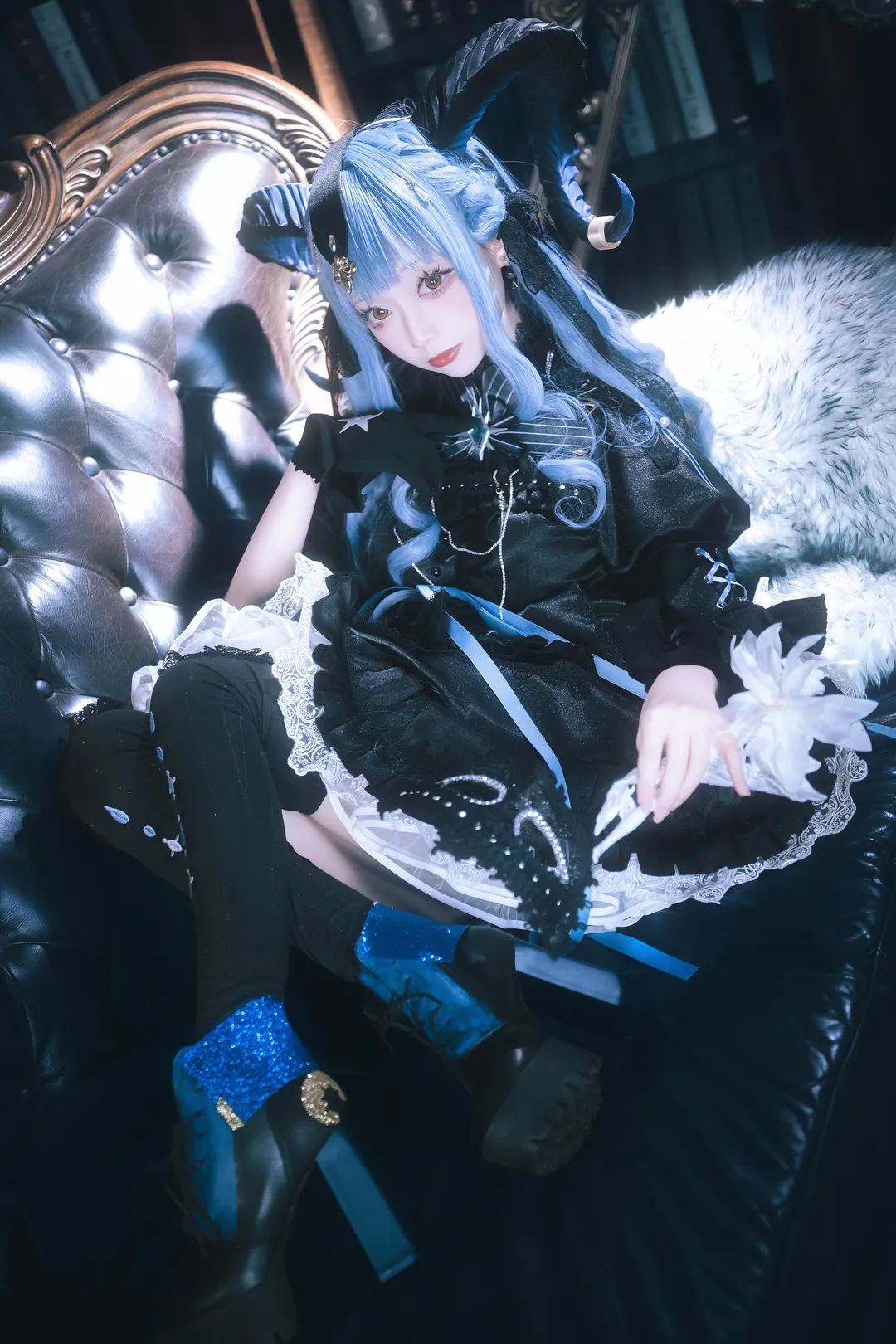 丰川祥子cos, 明日方舟, 哥特风cosplay, 钢琴写真, avemujica
