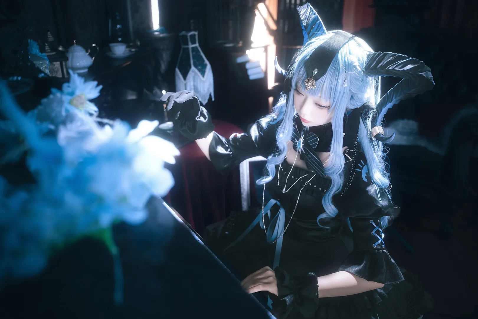 丰川祥子cos, 明日方舟, 哥特风cosplay, 钢琴写真, avemujica - 第7张