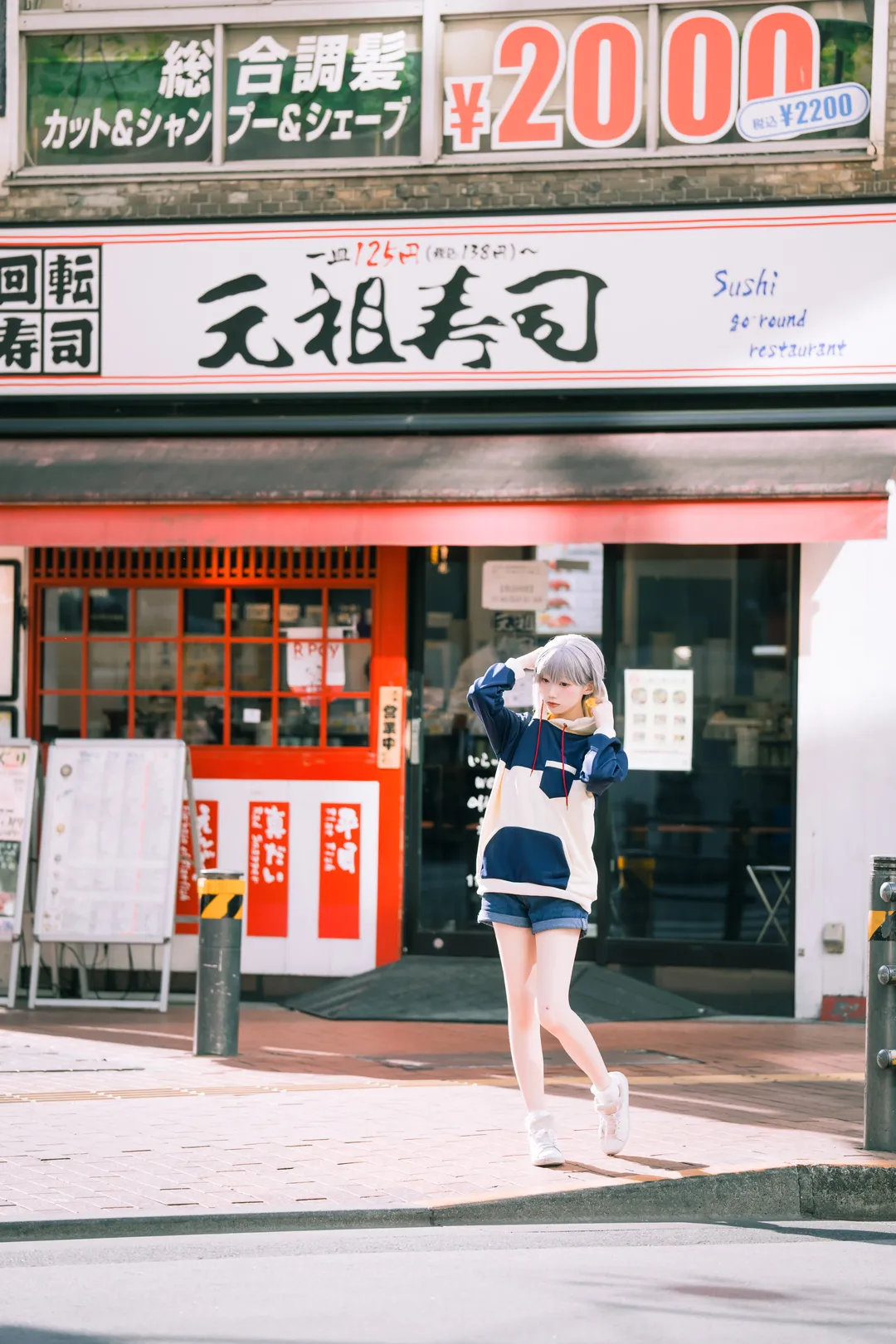 アウトドア撮影, バンドリ！, 日常コーデ, 高松灯 コスプレ, シルバーグレーのショートヘア