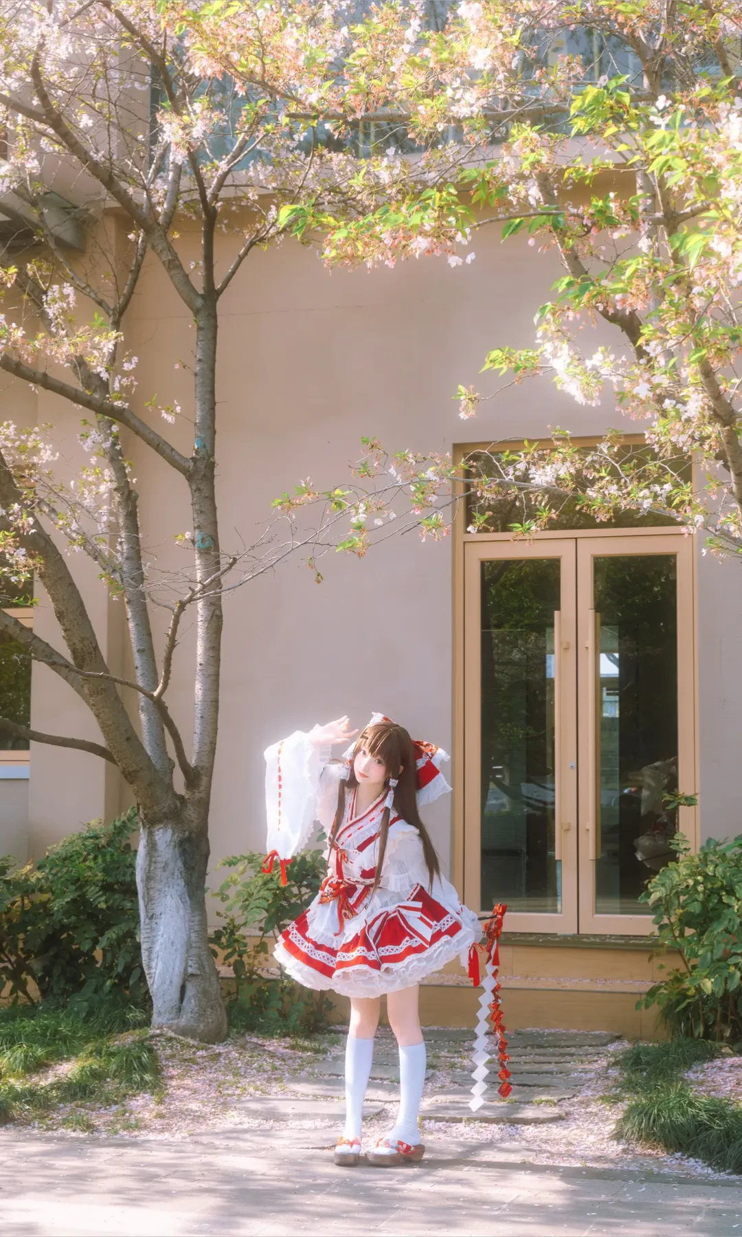 角色扮演, 博丽灵梦cos, 东方project, 巫女服, 樱花写真 - 第1张