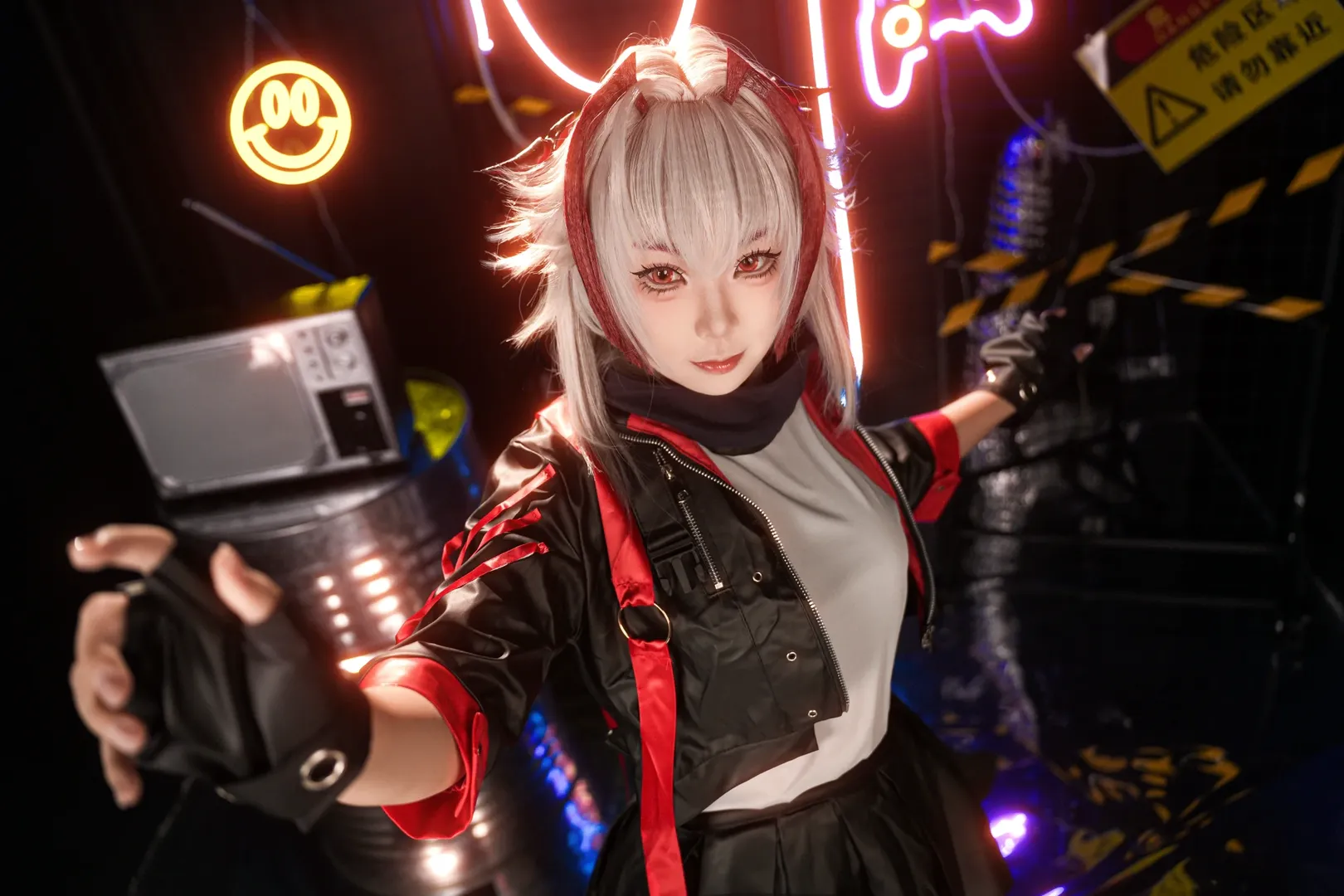 赛博朋克, 明日方舟, 维什戴尔cos, cosplay摄影, 霓虹灯 - 第4张