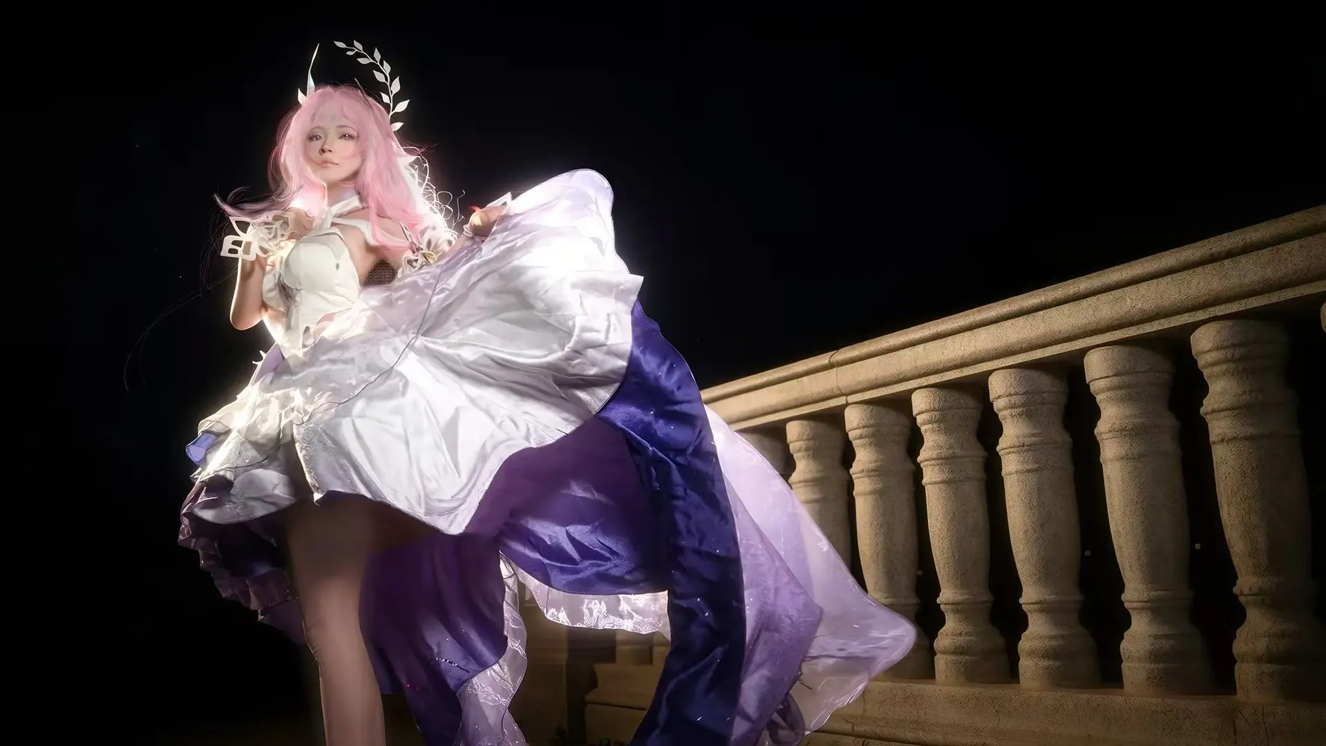 Cyrene Cosplay, Honkai: Star Rail, Pink wig, Night view cosplay photography, Gorgeous skirt hem