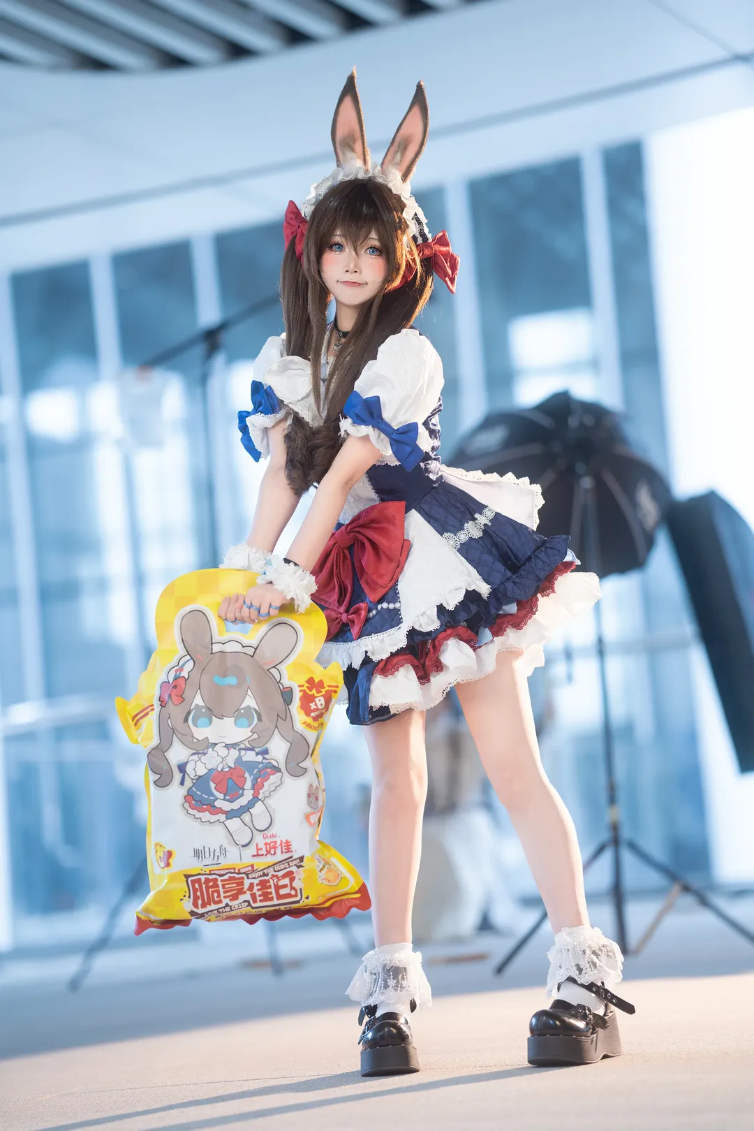 明日方舟, 阿米娅cos, 摄影写真, cp32漫展, 女仆装Coser - 第1张