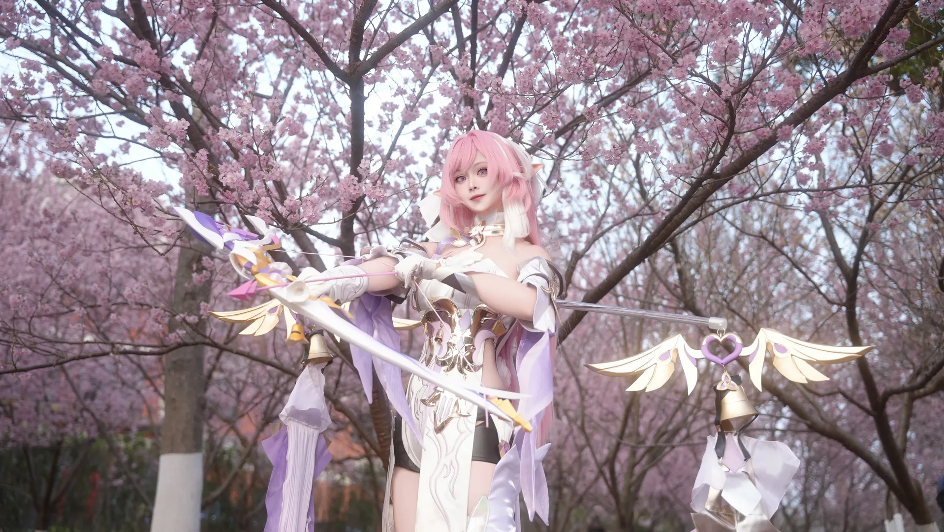 爱莉希雅cos, 崩坏3, 人之律者, 户外cosplay, 樱花写真