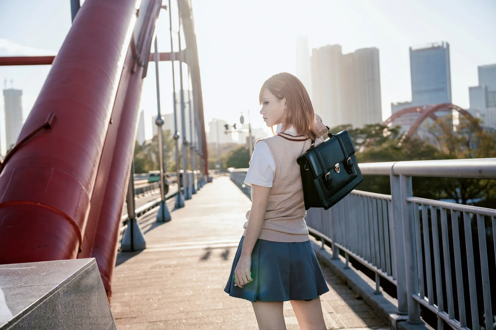 校园制服, 逆光人像, 某科学的超电磁炮, 御坂美琴cos, 城市桥梁外景 - 第4张