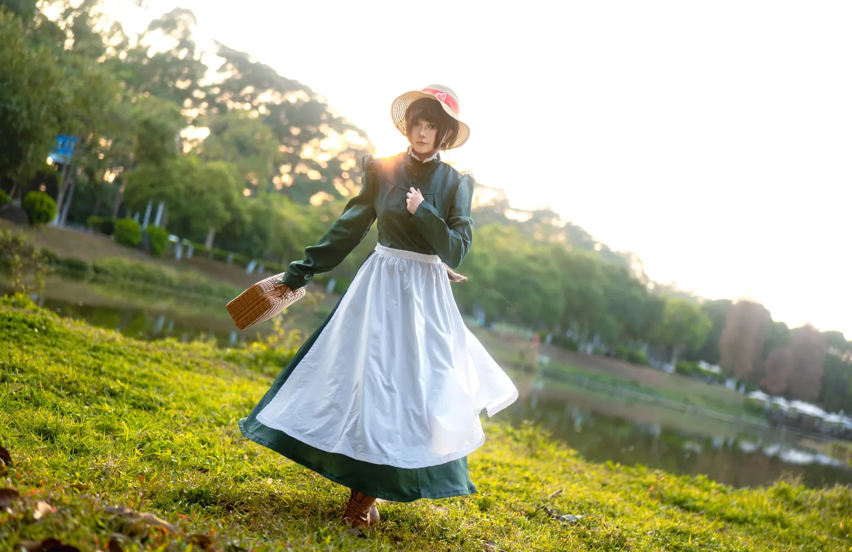 コスプレロケ, 宮崎駿アニメ, ソフィー コスプレ, ハウルの動く城, 田園風撮影 - 4枚目