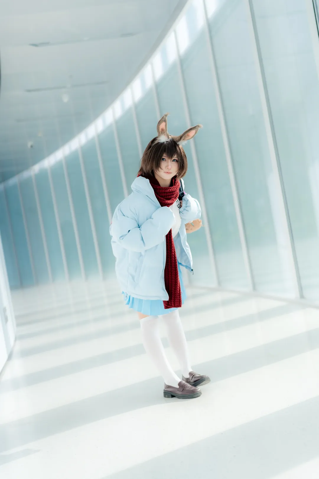明日方舟, 阿米娅cos, 冬日穿搭, cosplay摄影, 兔耳少女