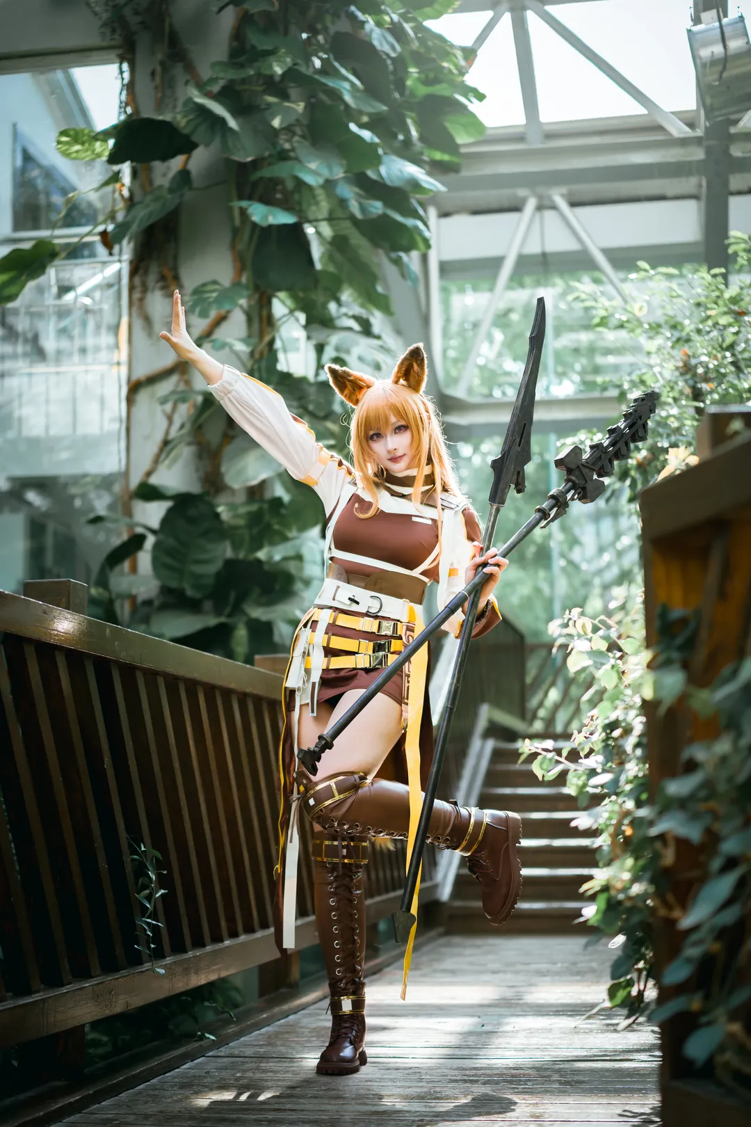 明日方舟, 刻俄柏cos, 武器道具, 兽耳娘cos, 丛林外景