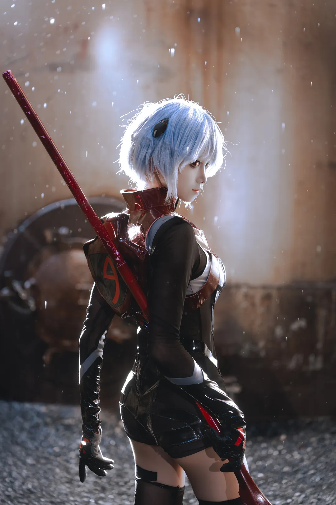绫波丽cos, 新世纪福音战士, cosplay摄影, 废土风格, 镰刀道具 - 第3张