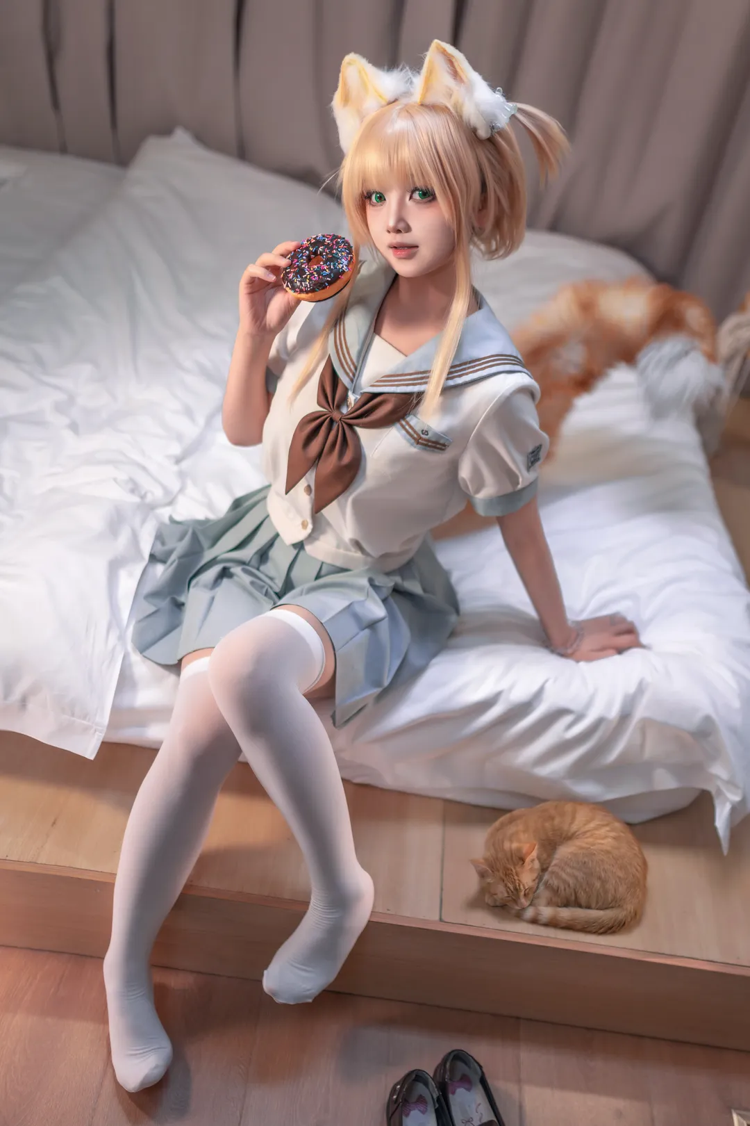 jk制服, cosplay摄影, 白丝穿搭, 兽耳少女, 卧室氛围感