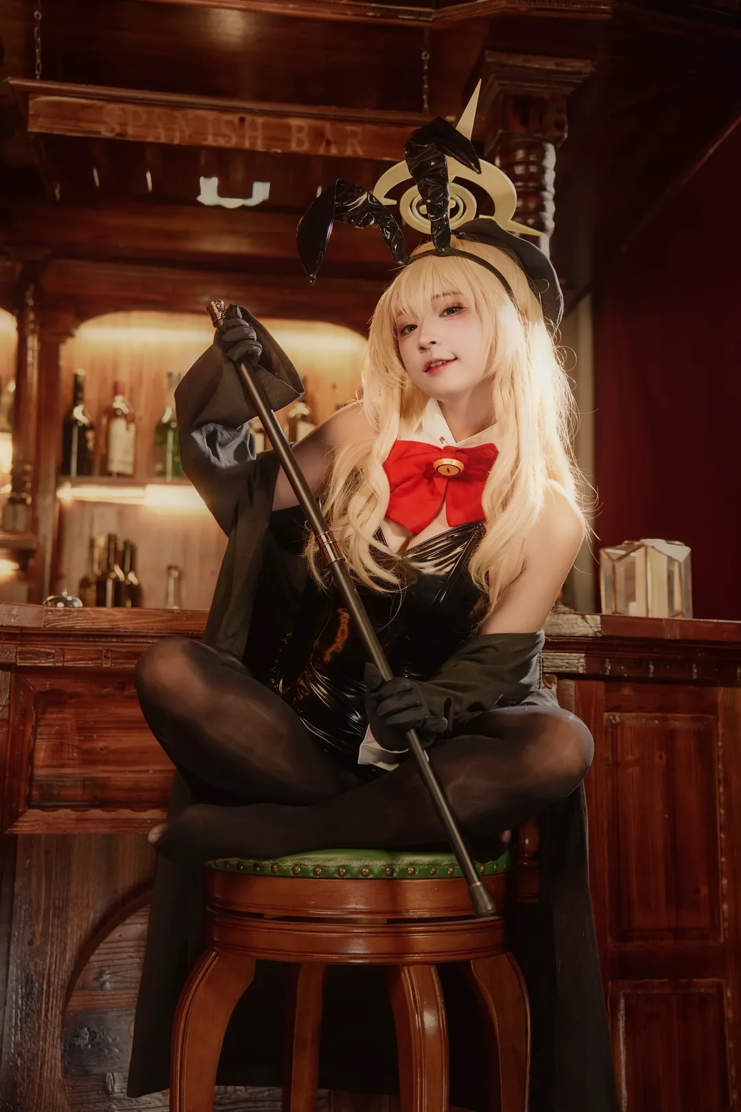 コスプレ, 二次元撮影, ブルーアーカイブ, ニヤニヤ教授 コスプレ, 黒タイツ コーデ - 3枚目