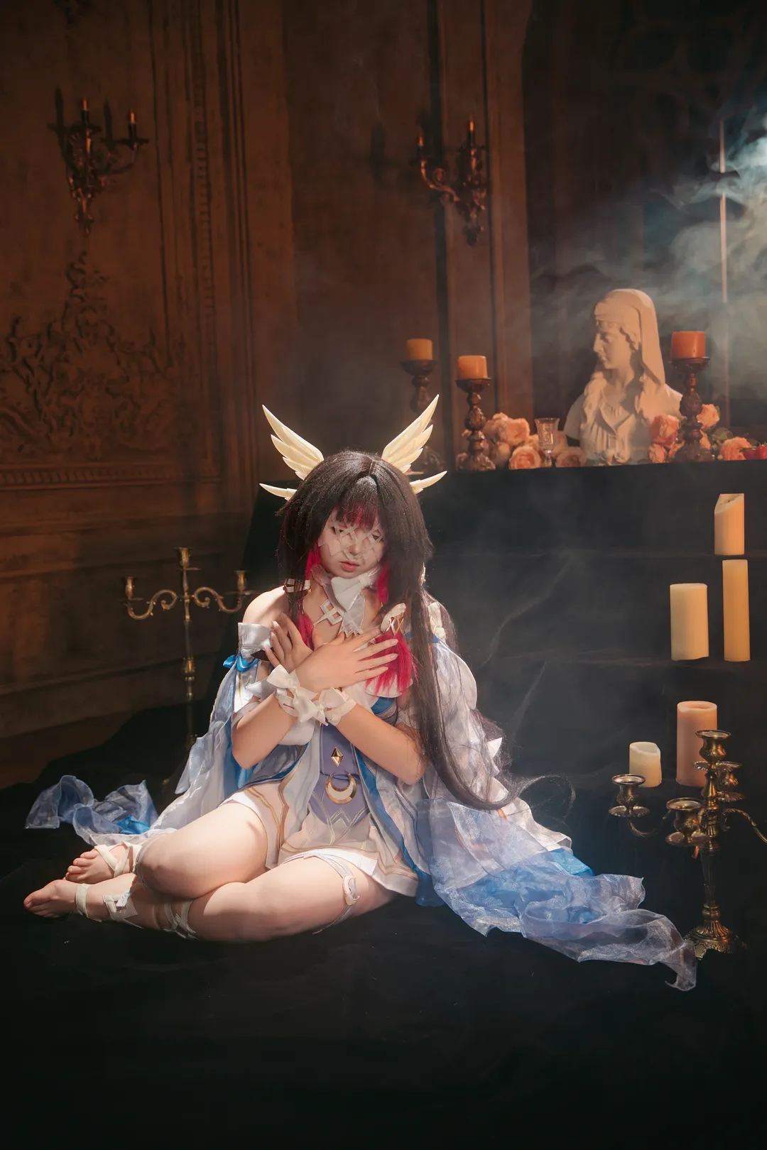 氛围感写真, 二次元cos, cosplay正片, 羽翼头饰, 绑带少女 - 第5张
