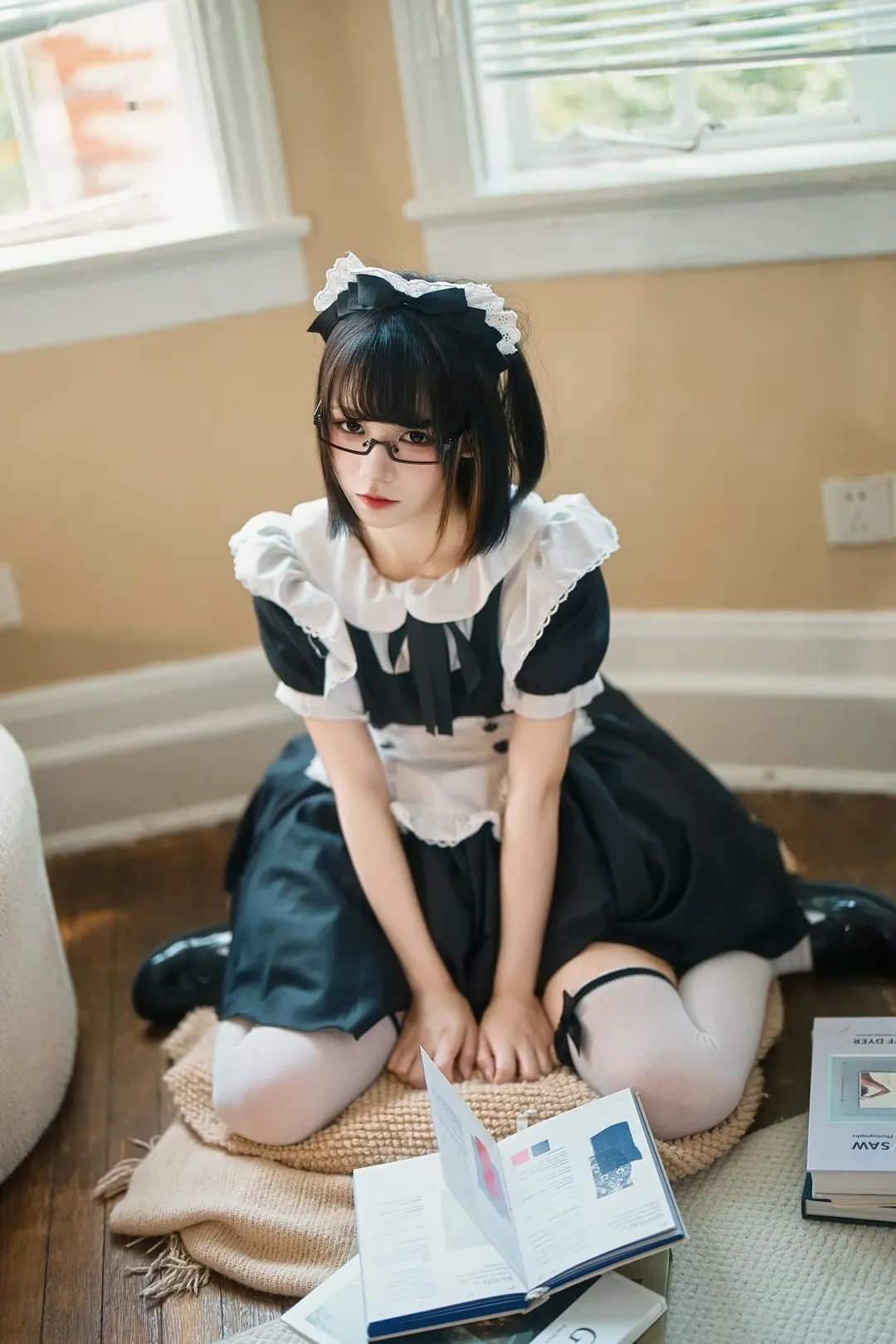 Indoor photography, White thigh-highs outfit, 2D daily life, Maid outfit cosplay, Natural light photography - Image 3