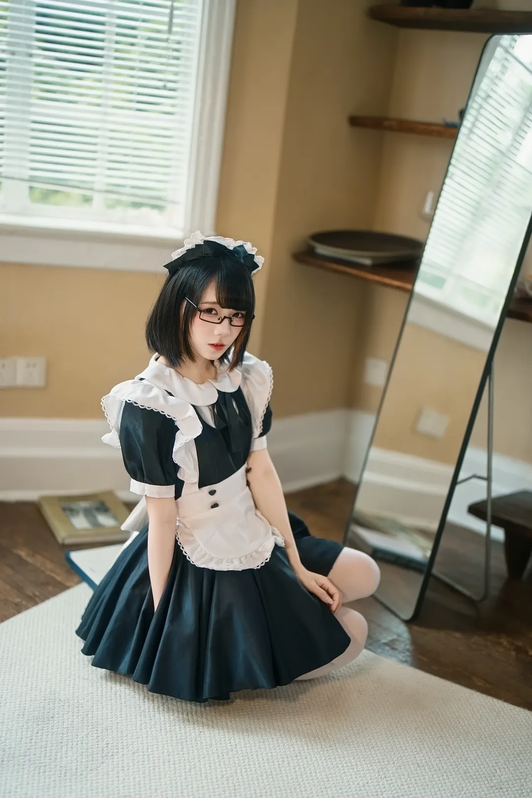 Indoor photography, White thigh-highs outfit, 2D daily life, Maid outfit cosplay, Natural light photography - Image 4