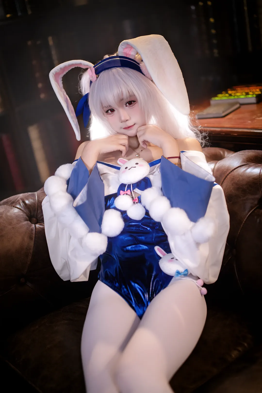 碧蓝航线, 拉菲cos, 氛围感写真, cosplay正片, 白丝兔耳 - 第5张