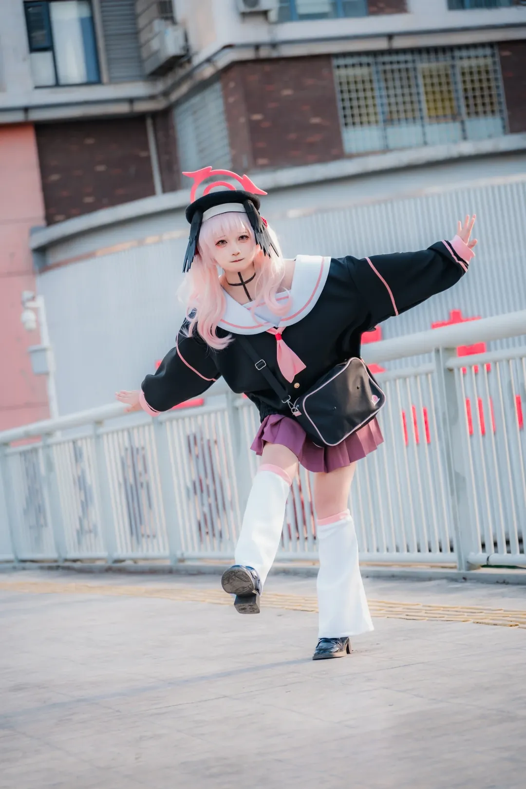 角色扮演, 蔚蓝档案, 下江小春cos, 二次元coser, 天桥外景 - 第5张