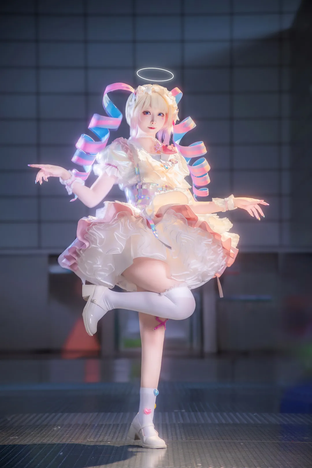 二次元少女, 超天酱cos, cosplay正片, 主播女孩重度依赖, 梦幻光影