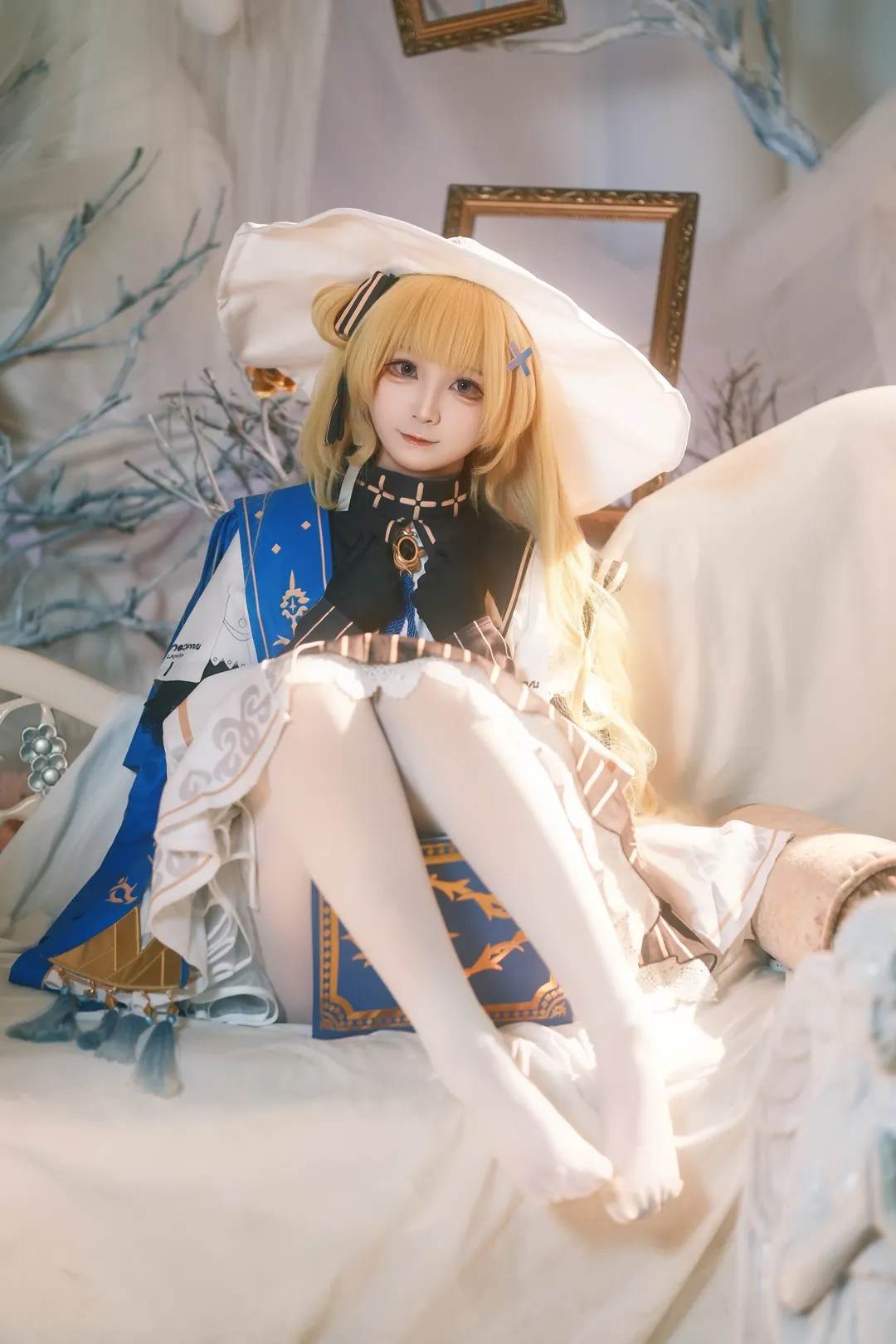 菲比cos, 鳴潮, 二次元cosplay, 鳴潮菲比, 白絲魔法少女