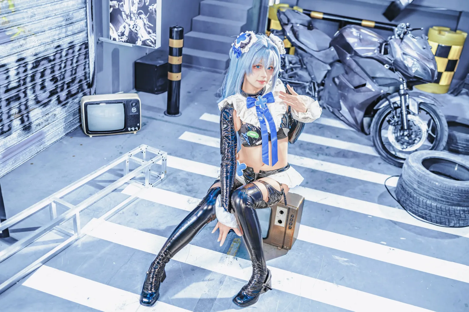 Cyberpunk, Cosplay photoshoot, Goddess of Victory: NIKKE, Hansel cosplay, Motorcycle photography