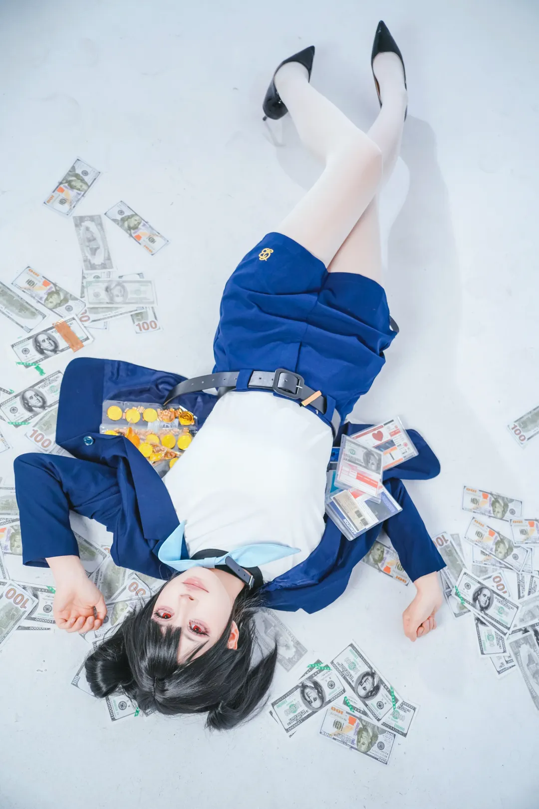 cosplay正片, NIKKE胜利女神, 白丝高跟, 索拉cos, 蓝白制服 - 第2张