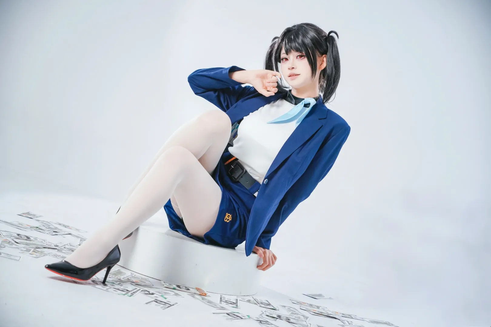 cosplay正片, NIKKE胜利女神, 白丝高跟, 索拉cos, 蓝白制服 - 第5张