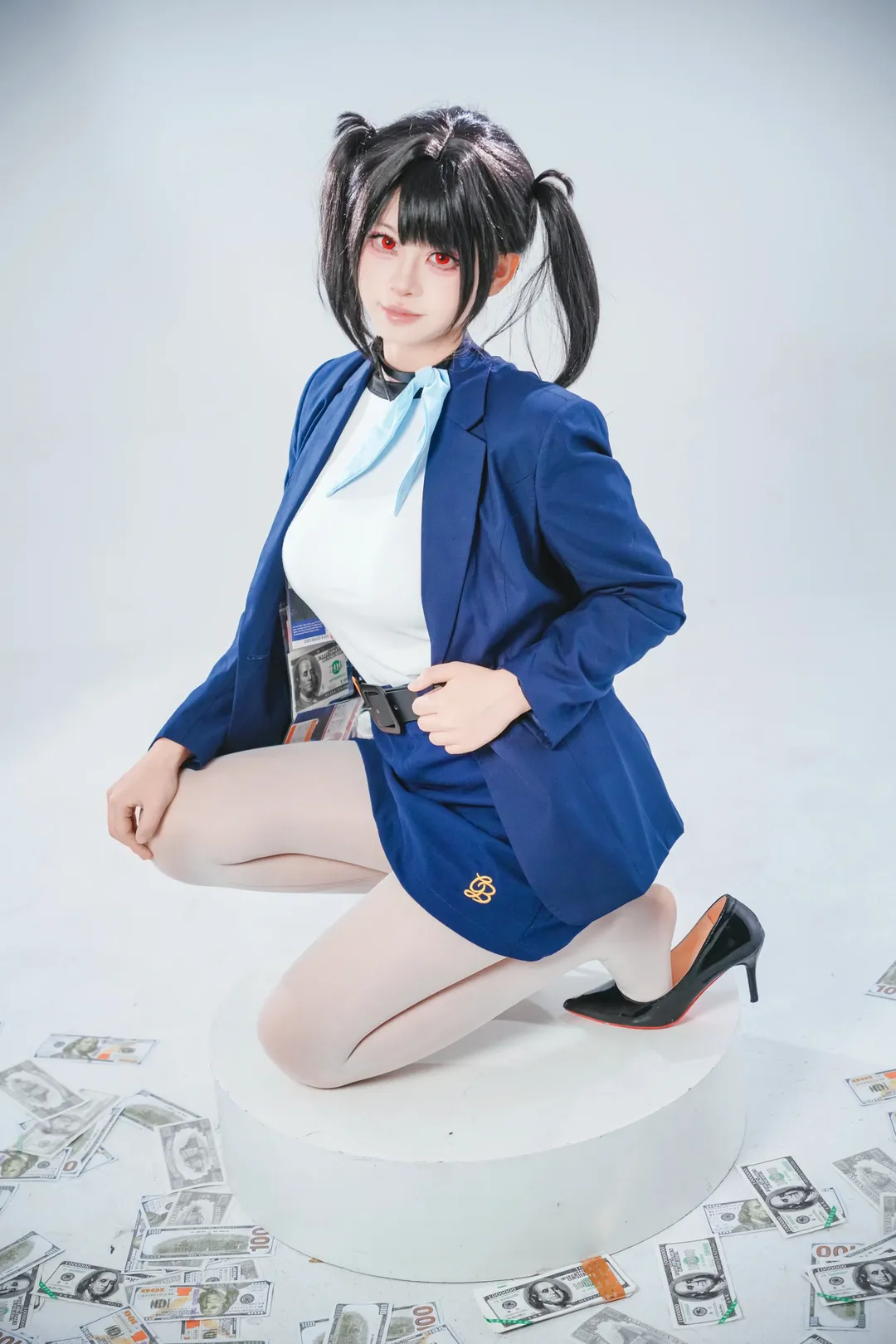 cosplay正片, NIKKE胜利女神, 白丝高跟, 索拉cos, 蓝白制服 - 第8张