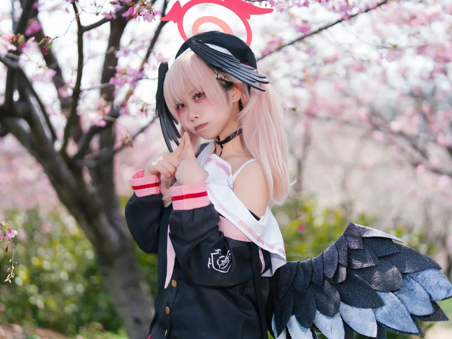 二次元少女, 碧蓝档案, 下江小春cos, 樱花外景, cosplay摄影 - 第3张