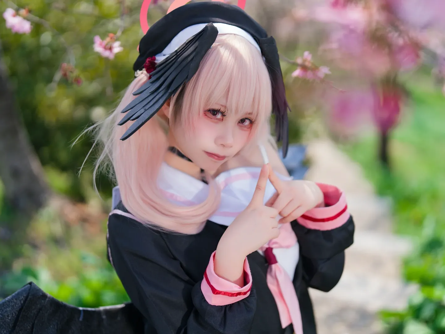 二次元少女, 碧蓝档案, 下江小春cos, 樱花外景, cosplay摄影 - 第5张