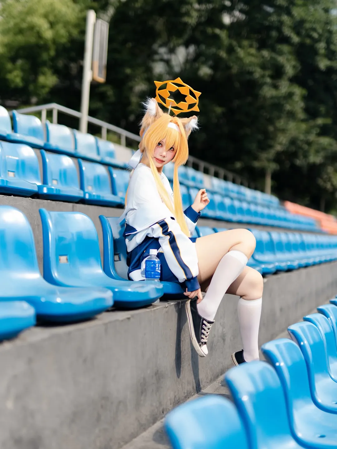 户外摄影, 碧蓝档案, 兽耳少女, 伊落玛丽cos, 体操服cos - 第2张