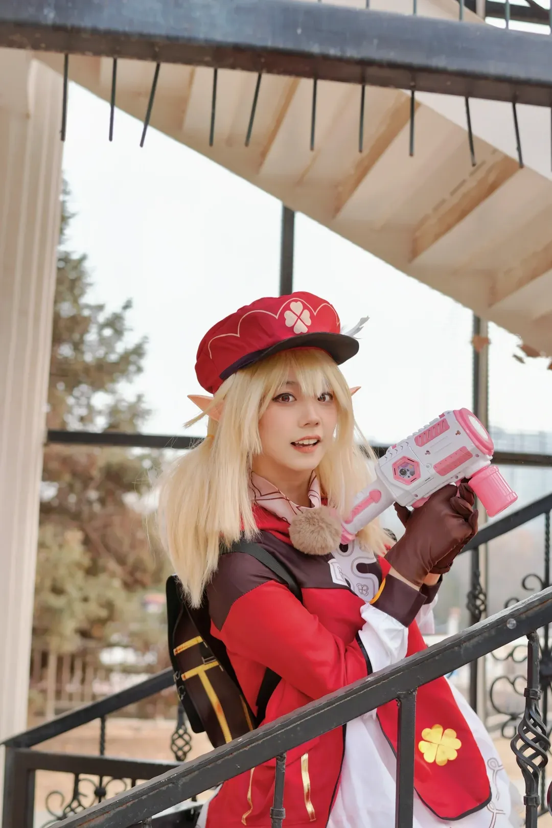 原神, 可莉cos, cosplay分享, 二次元日常, 游乐园拍照 - 第15张
