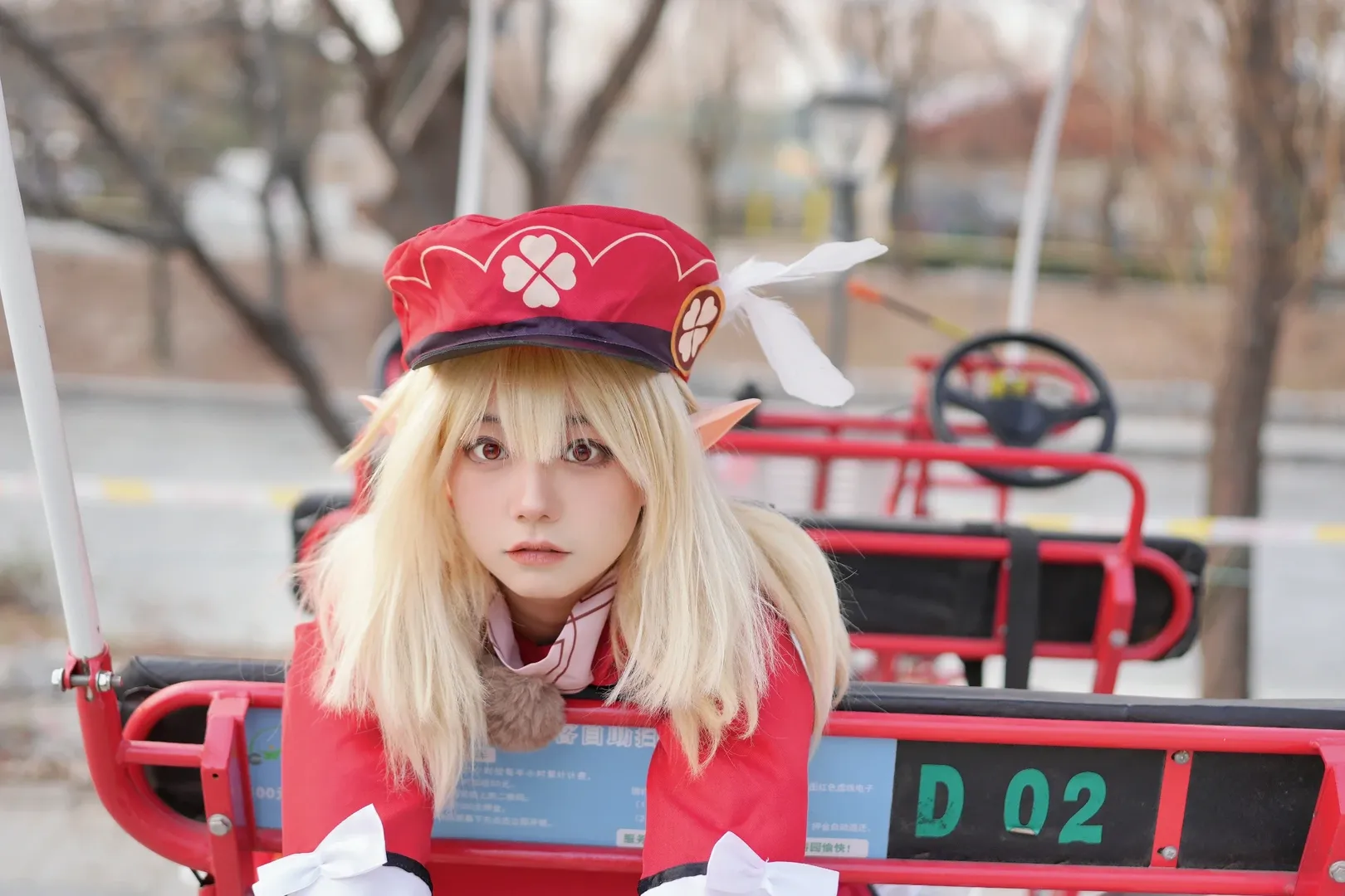 原神, 可莉cos, cosplay分享, 二次元日常, 游乐园拍照 - 第5张