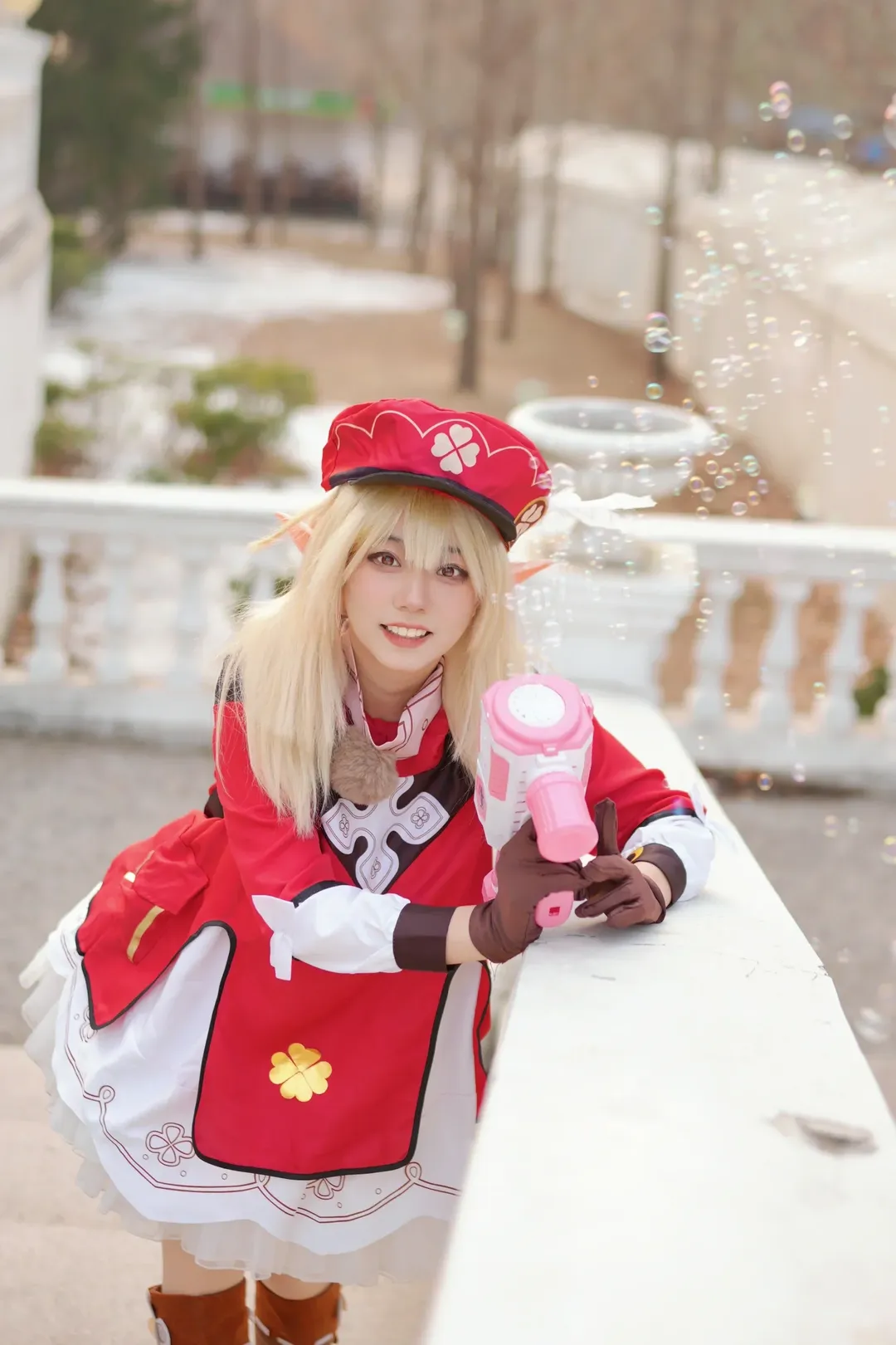 原神, 可莉cos, cosplay分享, 二次元日常, 游乐园拍照 - 第9张