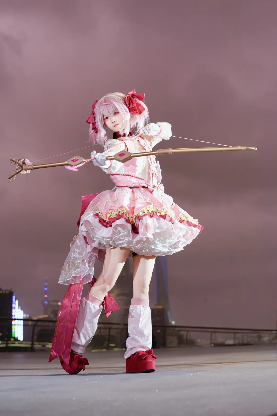 魔法少女まどか☆マギカ, ピンク系コスプレ, まどかコスプレ, 日本風撮影, 台風の日の雲 - 6枚目