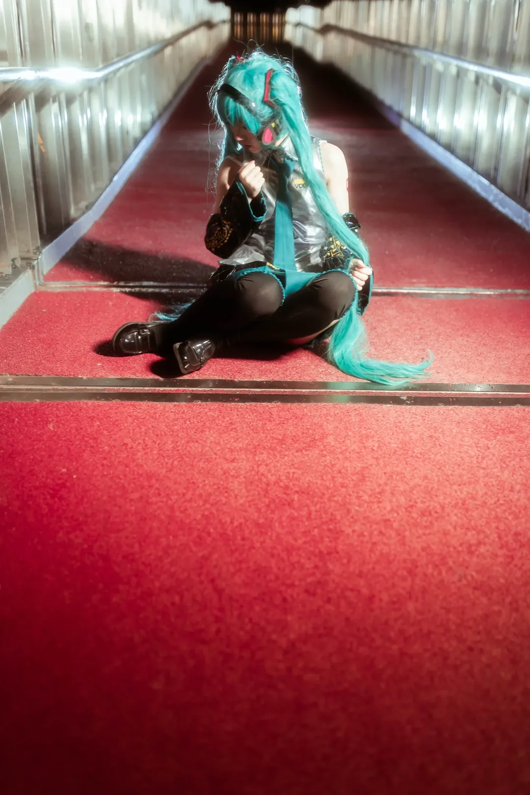 二次元撮影, 初音ミク コスプレ, 夜景スナップ, ボーカロイド, シルバーの質感 - 1枚目