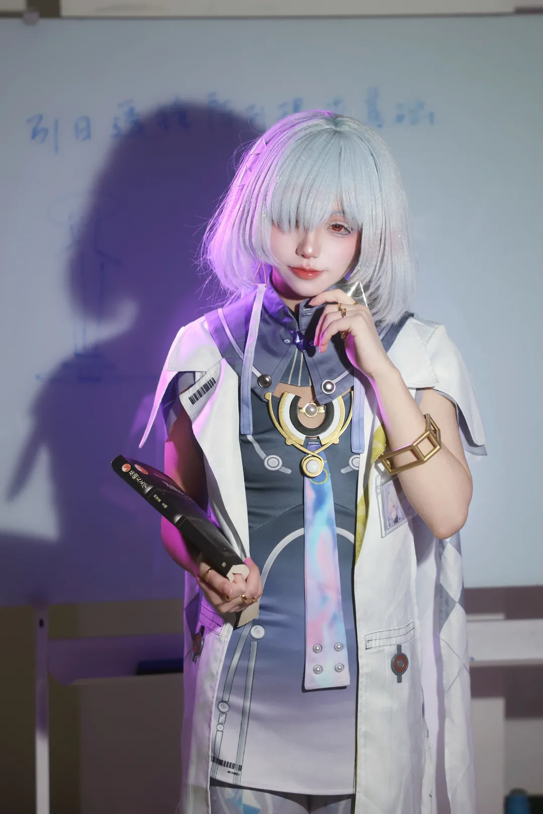 鸣潮, 二次元cosplay, 莫宁cos, 角色扮演摄影, 科研风穿搭
