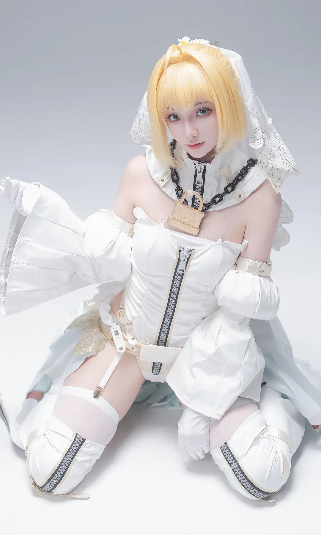 二次元少女, FGO, 尼禄cos, cosplay摄影, 白丝战靴 - 第5张