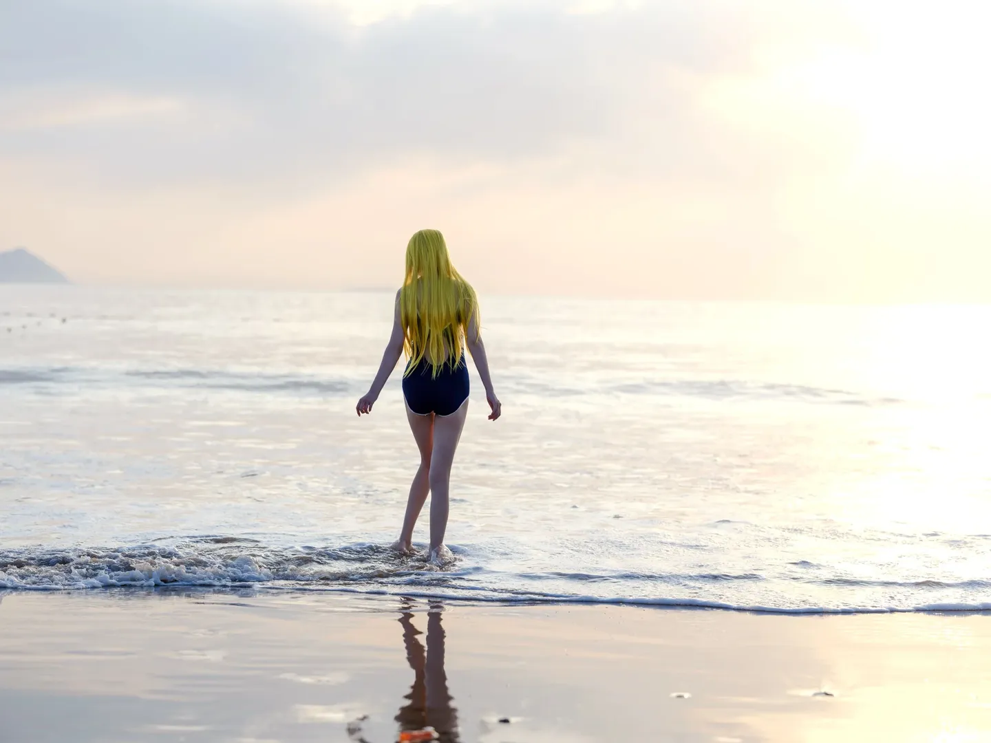cosplay摄影, 海边外景, 泳装写真, 氛围感拍摄, 金色长发 - 第6张