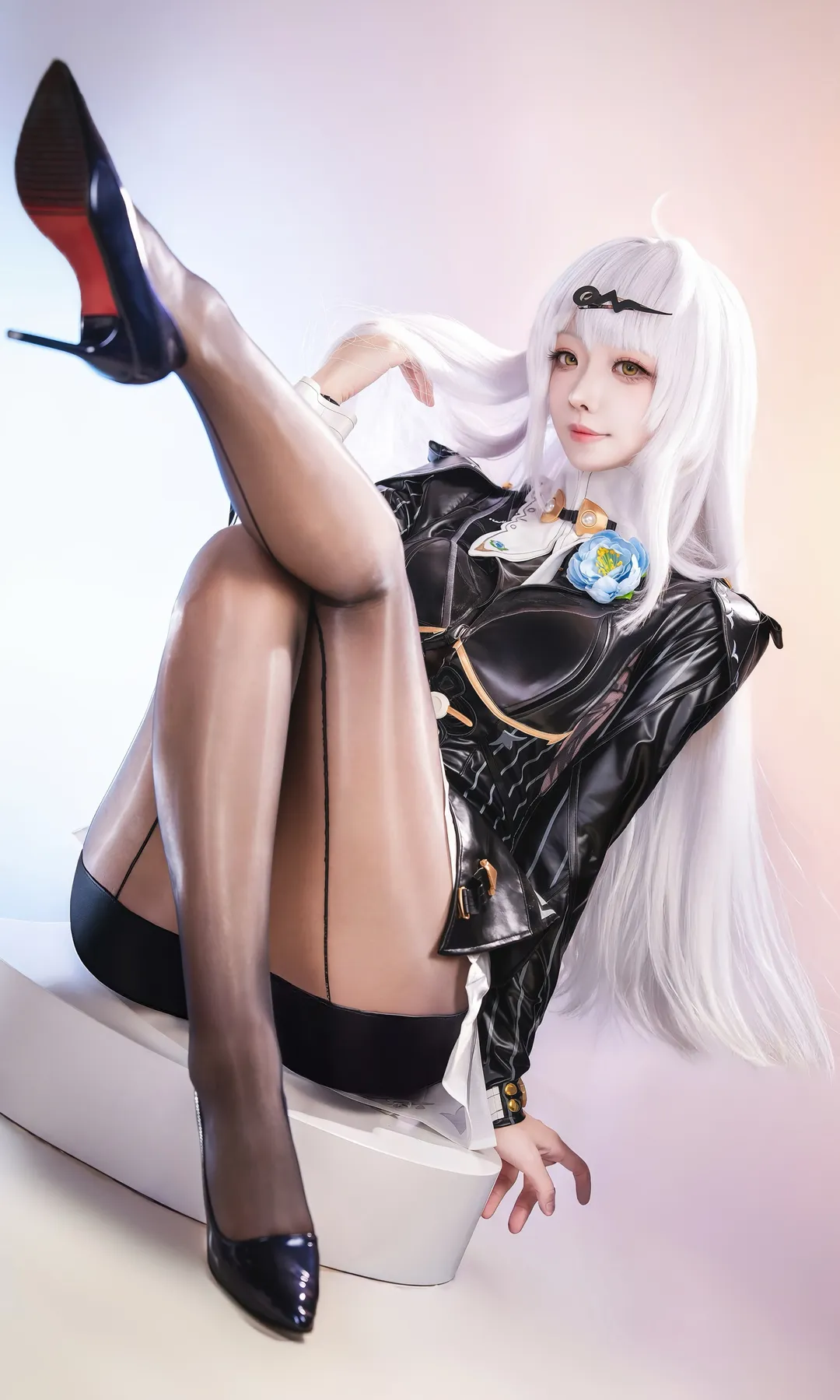 绝区零, 仪玄cos, cosplay穿搭, 北海道自拍, 漆皮高光丝袜