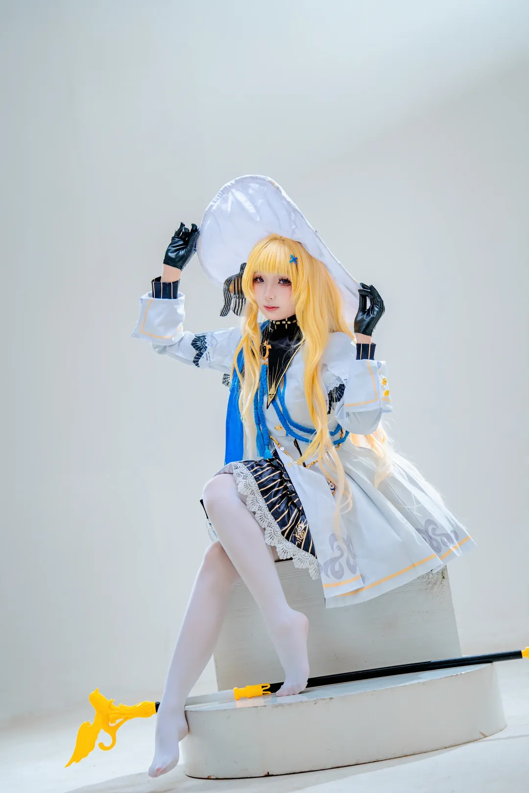 菲比cos, 鳴潮, Cosplay正片, 白棚攝影, 萌妹子Cosplay
