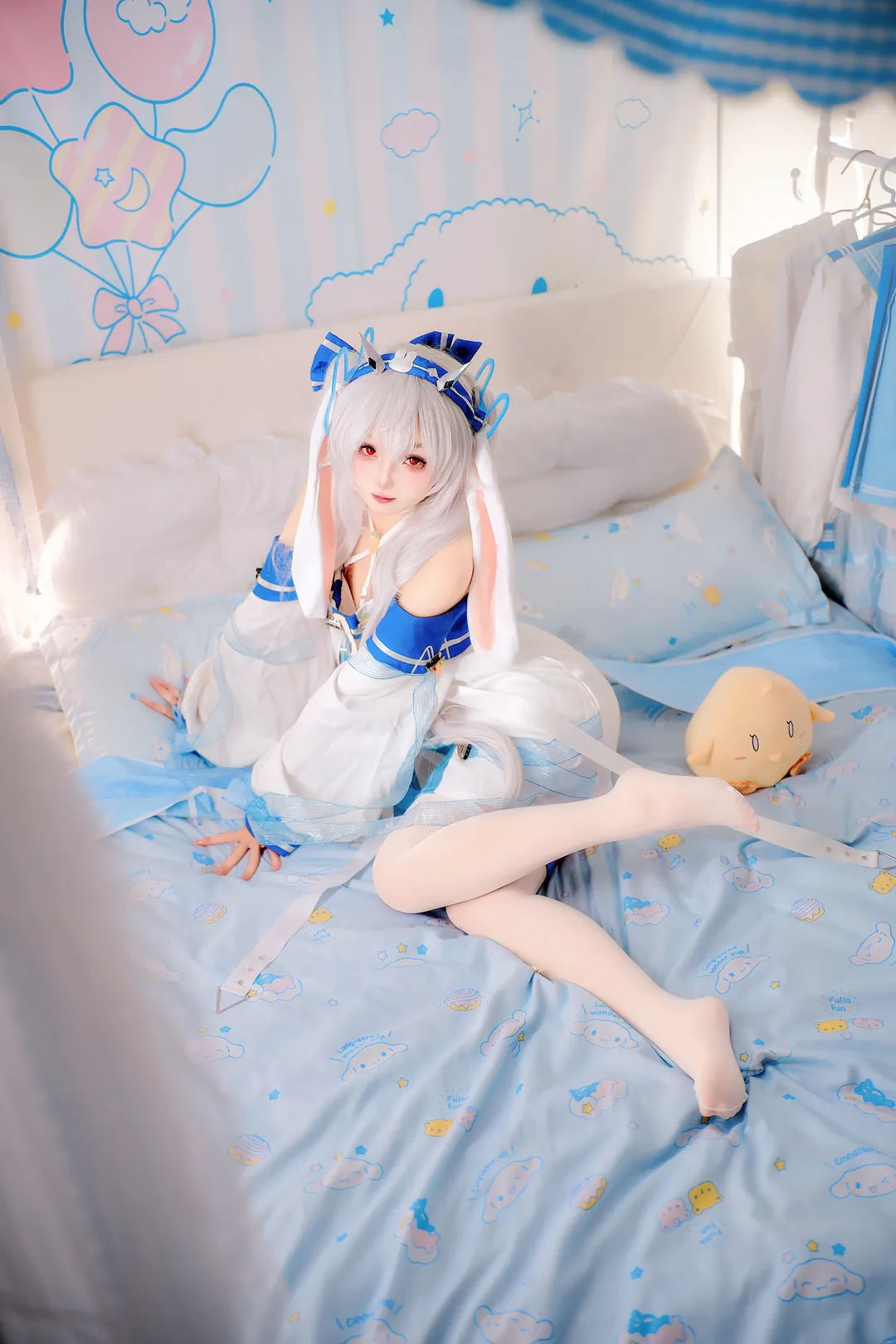 碧蓝航线, 拉菲cos, 白丝, 萌妹子, cosplay穿搭