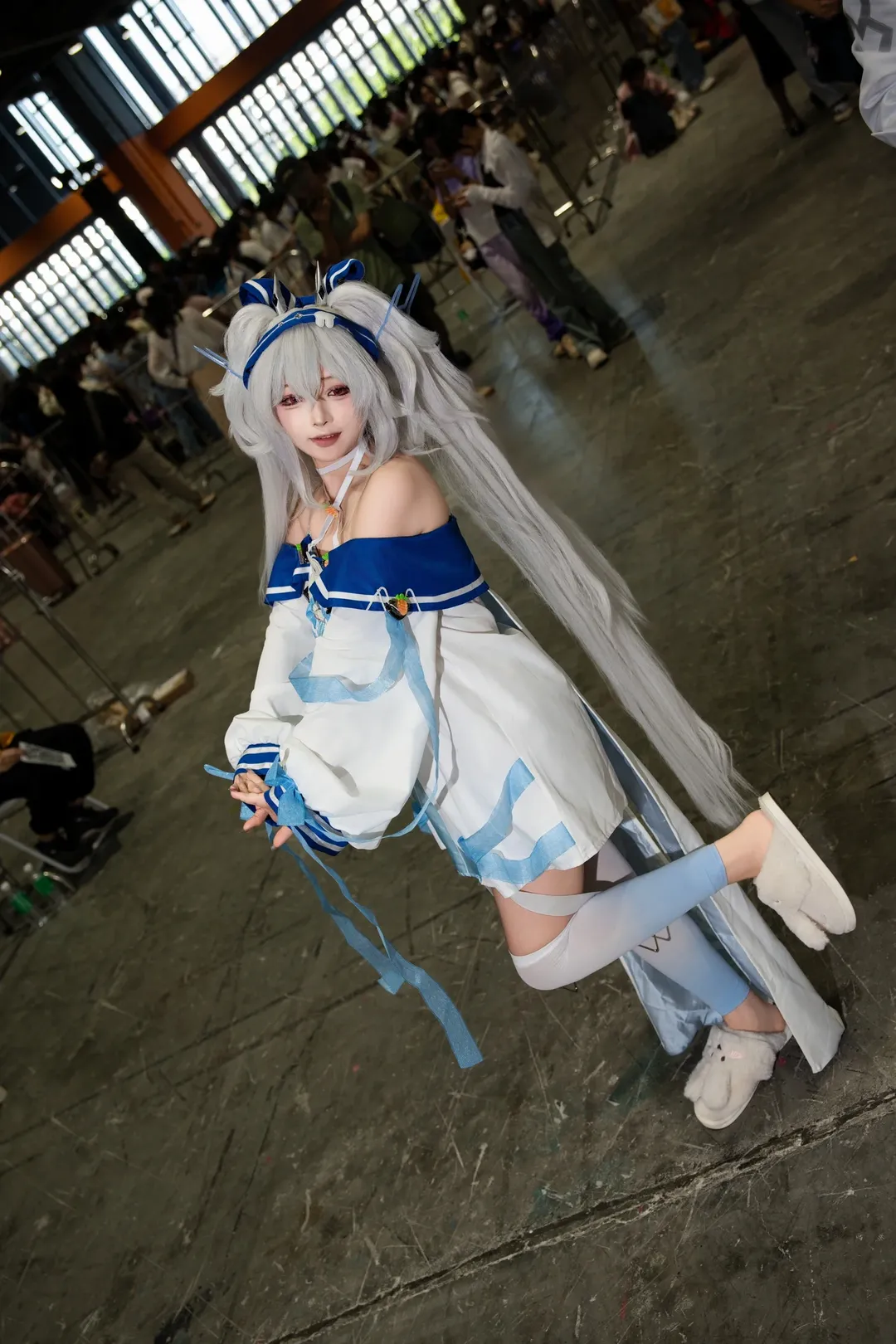 漫展返图, cosplay日常, 二次元穿搭, 银发红瞳, 逛展日记 - 第3张