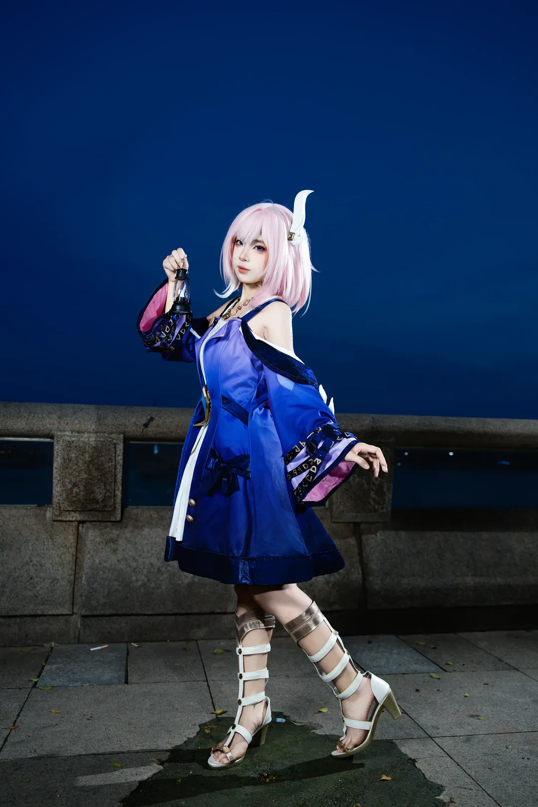 氛围感摄影, 夜景人像, 蓝调时刻, 小昔涟cos, cosplay出镜 - 第3张