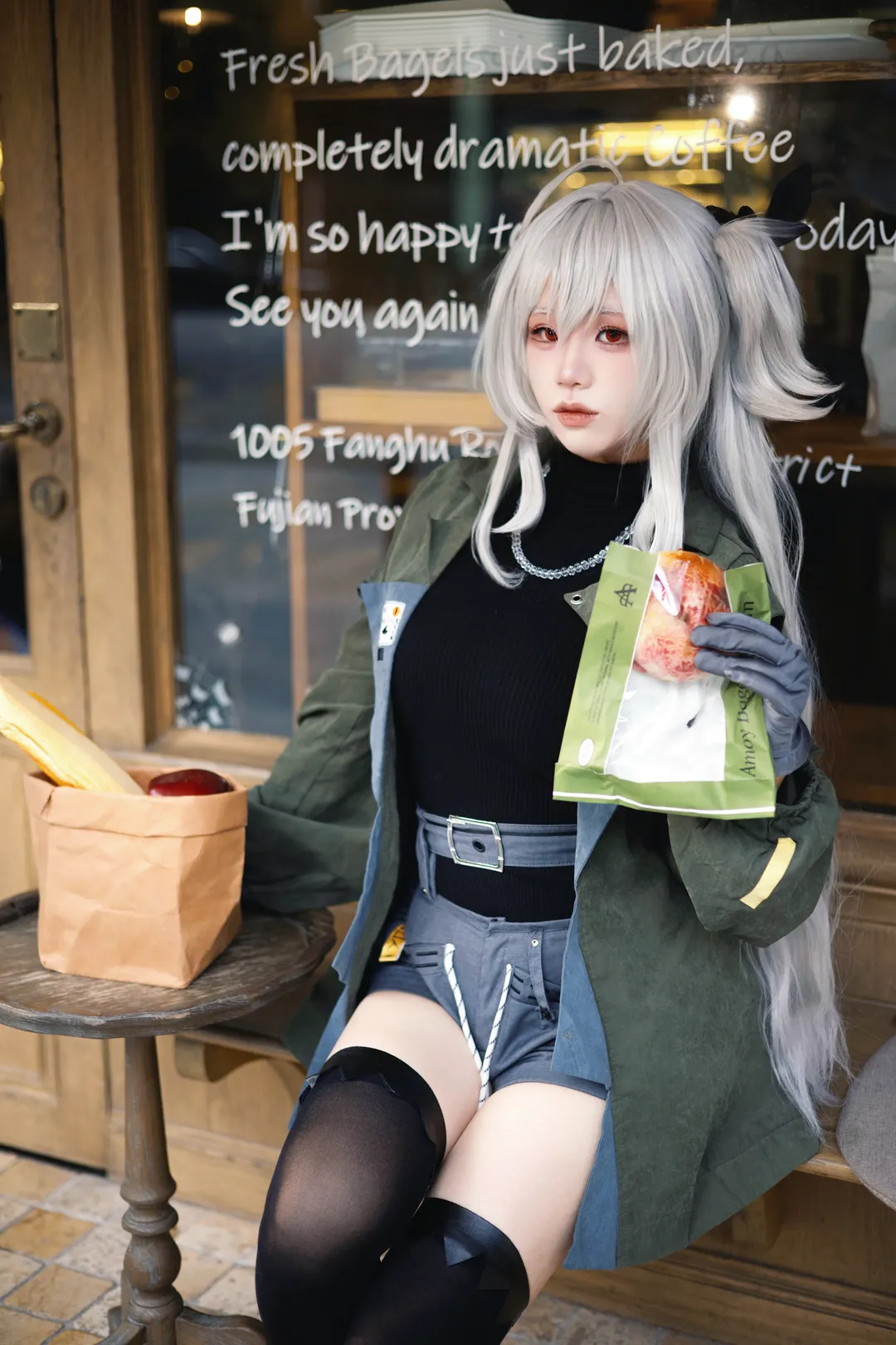 アークナイツ, スカジ コスプレ, コスプレ日常, 街角スナップ, 気だるい午後